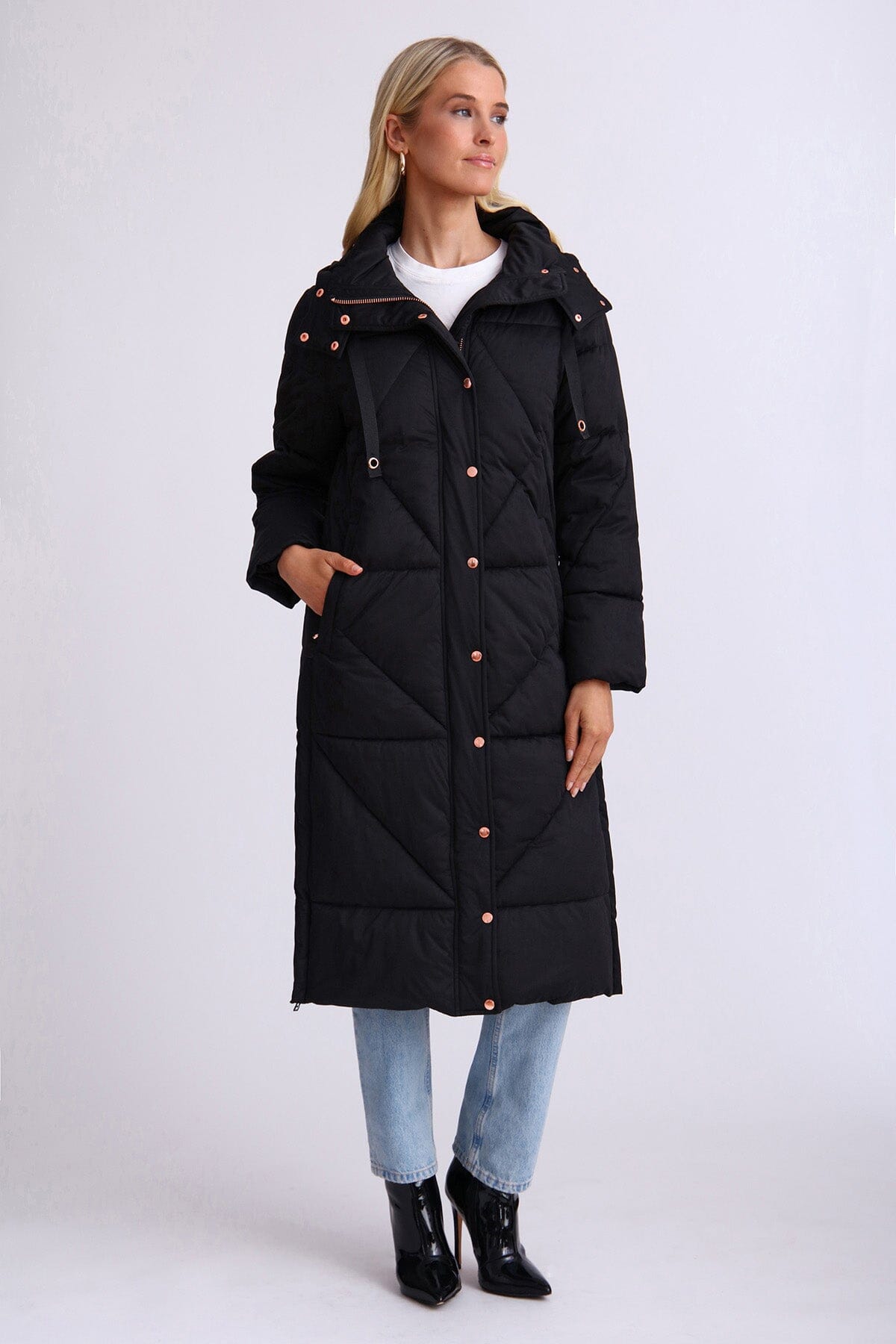 Black thermal puff longline cloud duvet puffer coat jacket - women's figure flattering Fall 2023 fashion coats jackets by Avec Les filles