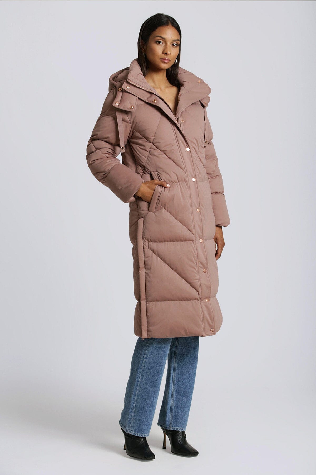 Umber brown thermal puff longline cloud duvet puffer coat jacket - women's figure flattering coats jackets puffers for Fall Winter 2023 fashion trends