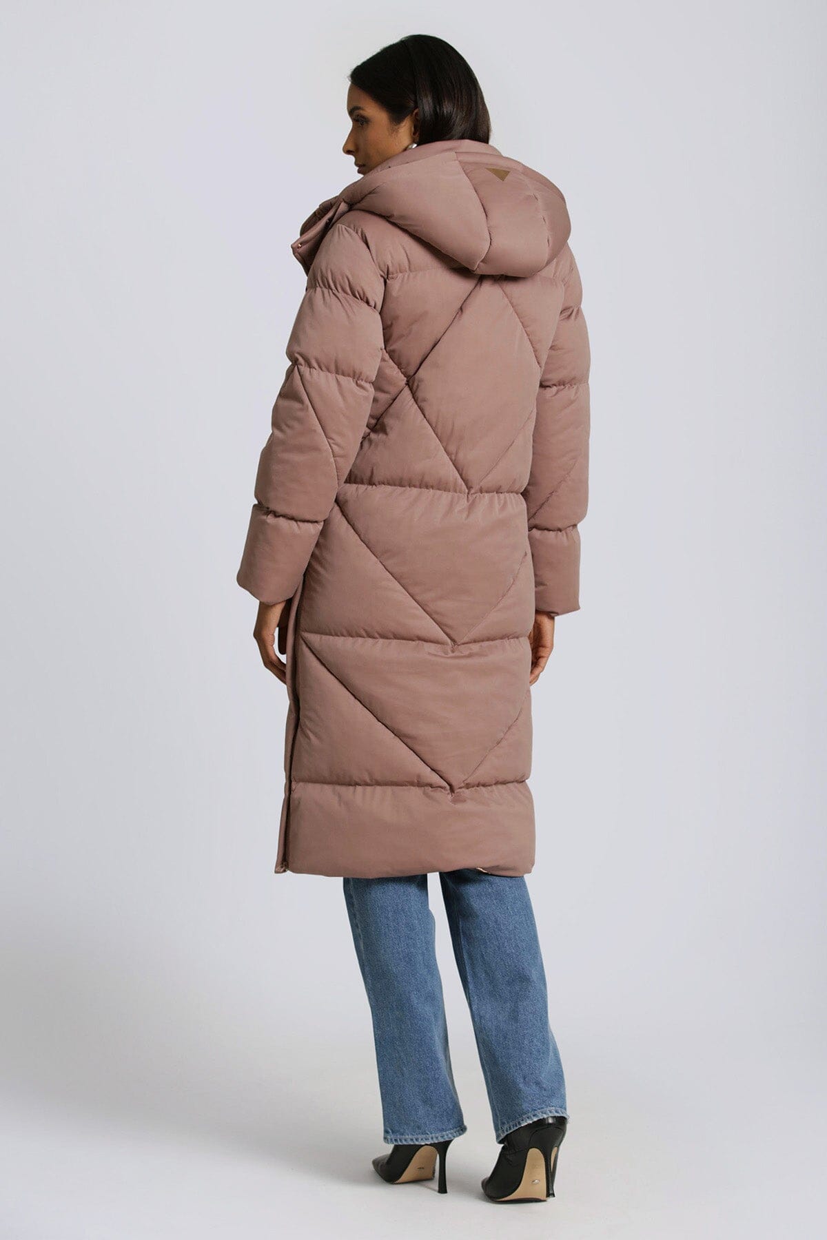 Umber brown thermal puff longline cloud duvet puffer coat jacket - figure flattering fall fashion outerwear for ladies by Avec Les Filles