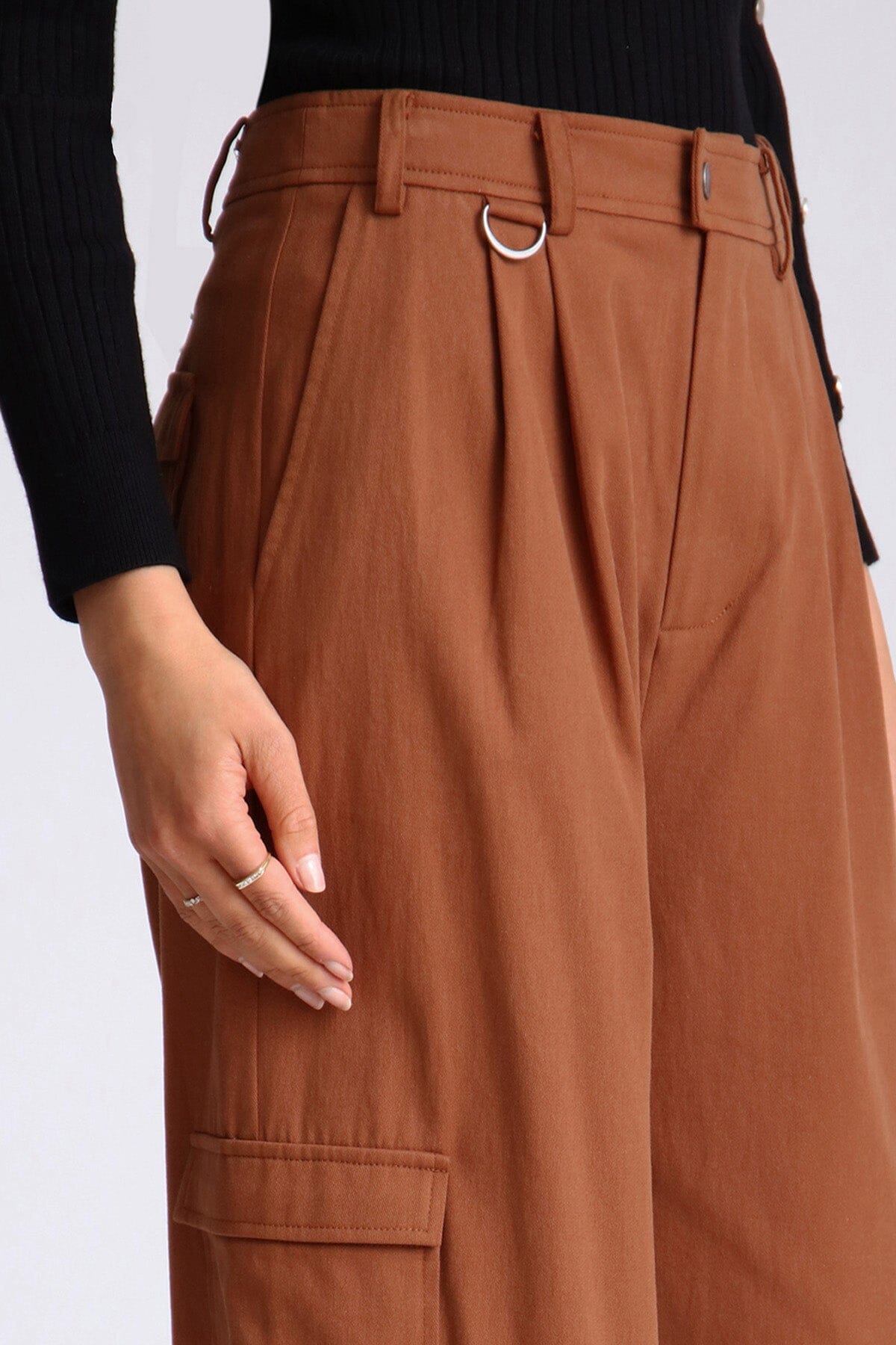 Brown cotton wide leg high waist cargo pant - women's figure flattering casual high waisted pants for fall fashion
