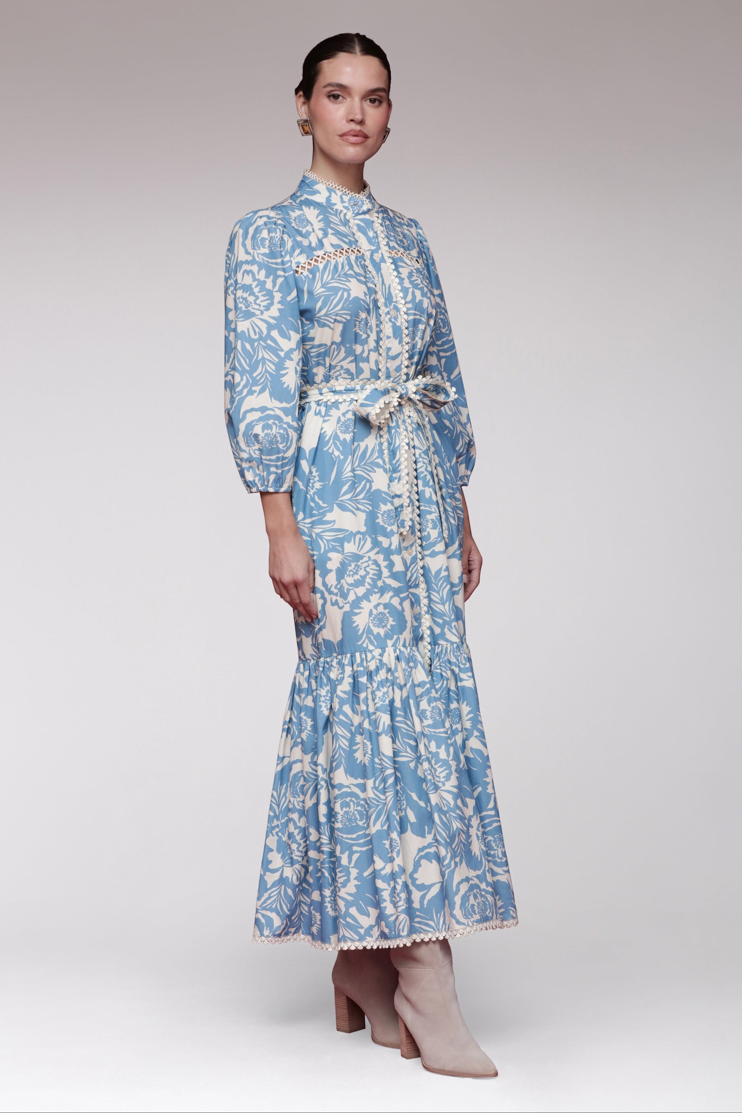 Modest maxi dress in blue floral with long sleeves - Women's cute maxi dresses by Avec Les Filles