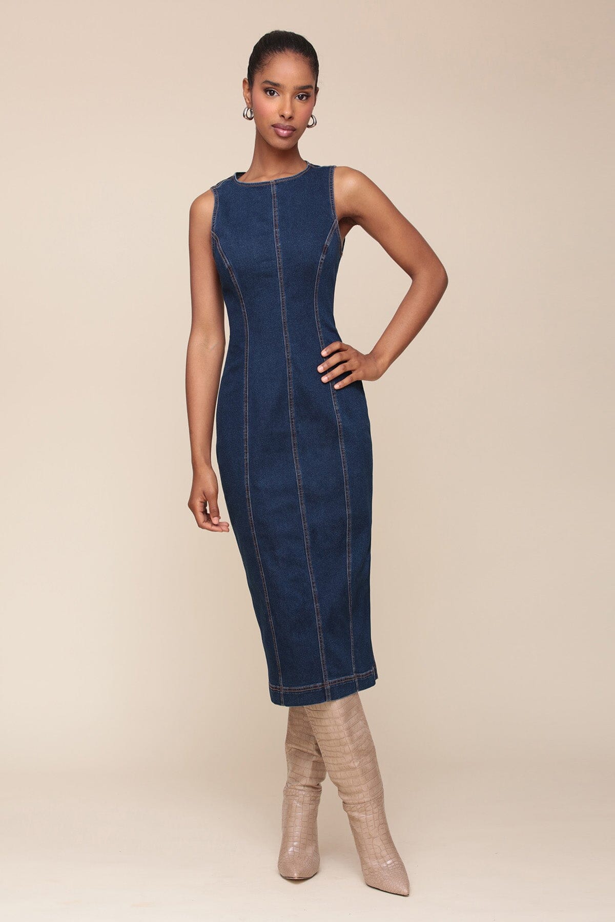 Navy blue denim bodycon crewneck sleeveless sheath dress with an easy zipper back closure - Cute womens dresses by Avec Les Filles