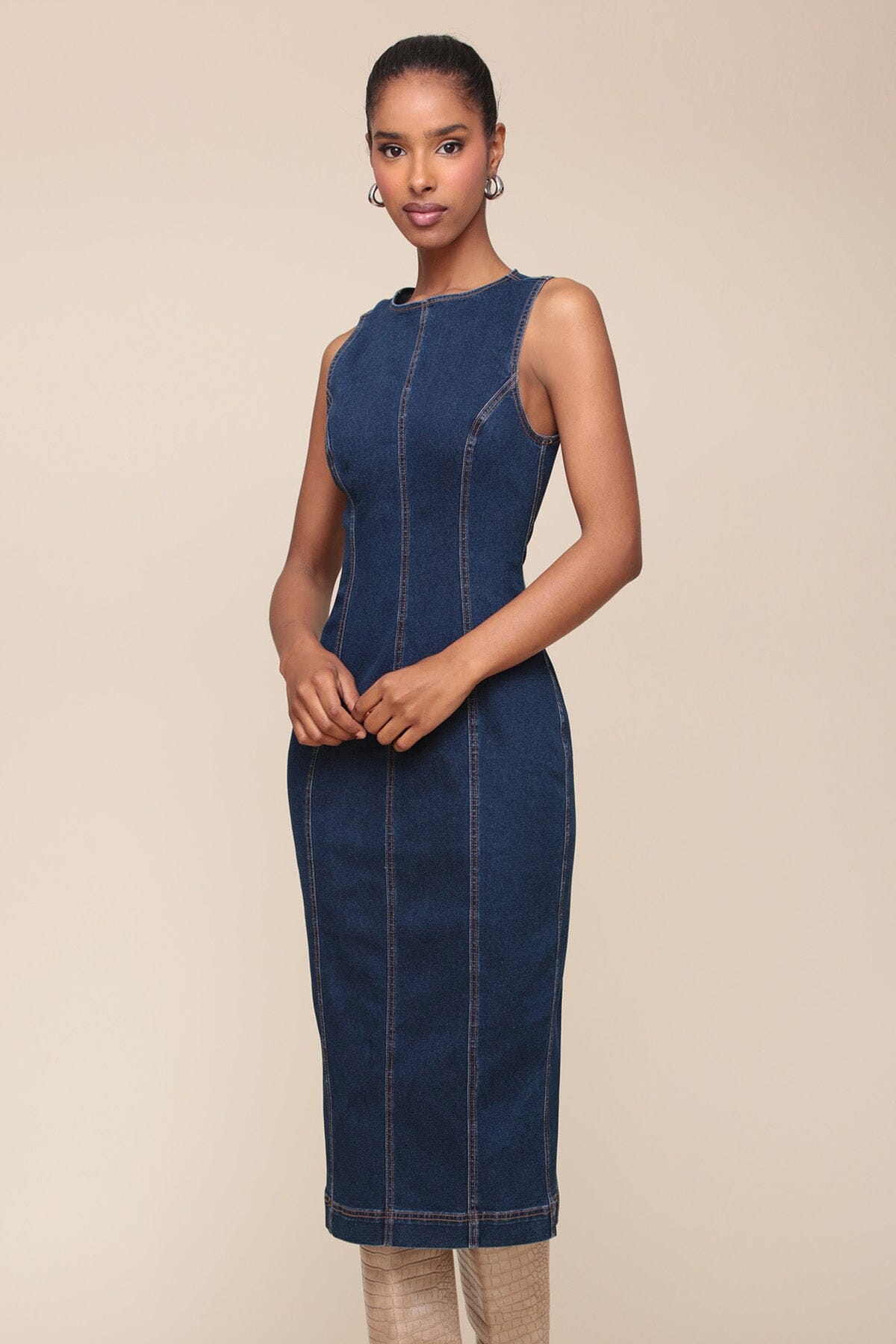 Navy blue denim bodycon crewneck sleeveless sheath dress with an easy zipper back closure - Cute womens dresses by Avec Les Filles