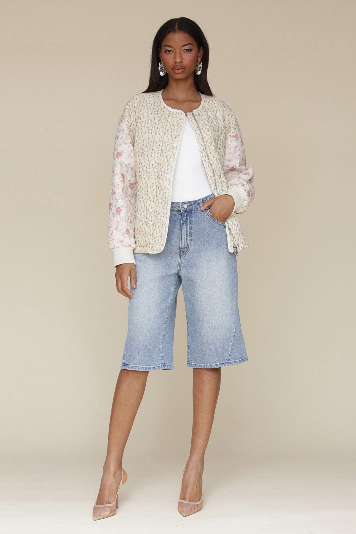 Multicolor mixed floral collarless quilted cotton bomber jacket with center zipper closure, snap placket and drop-shoulders - Cute womens coats & jackets by Avec Les Filles