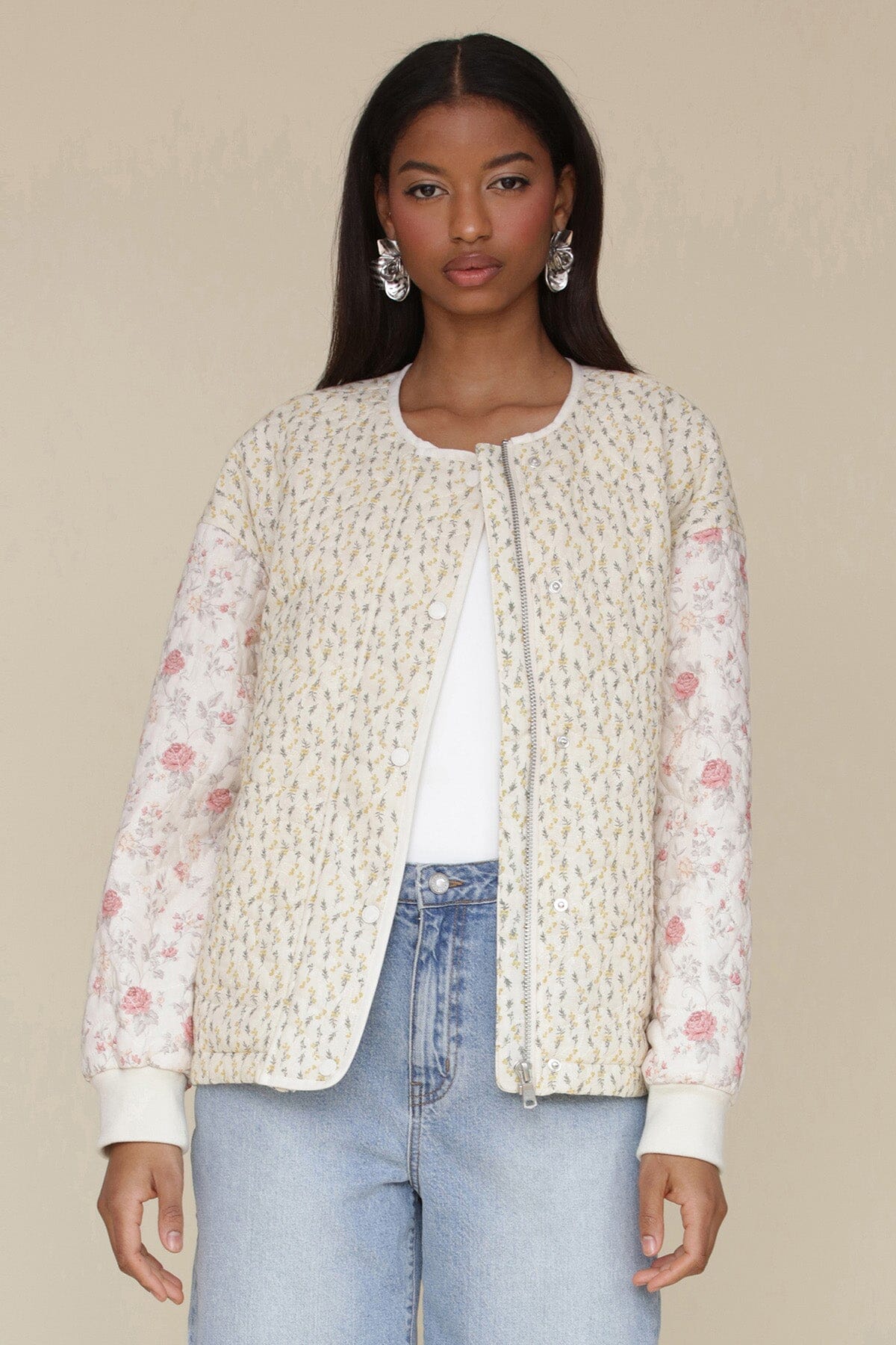 Multicolor mixed floral collarless quilted cotton bomber jacket with center zipper closure, snap placket and drop-shoulders - Cute womens coats & jackets by Avec Les Filles