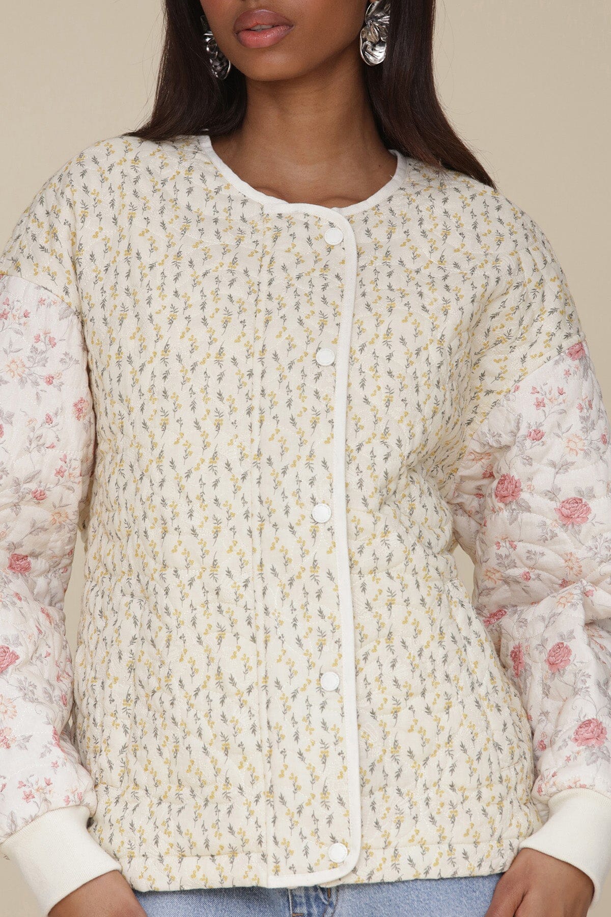 Multicolor mixed floral collarless quilted cotton bomber jacket with center zipper closure, snap placket and drop-shoulders - Cute womens coats & jackets by Avec Les Filles