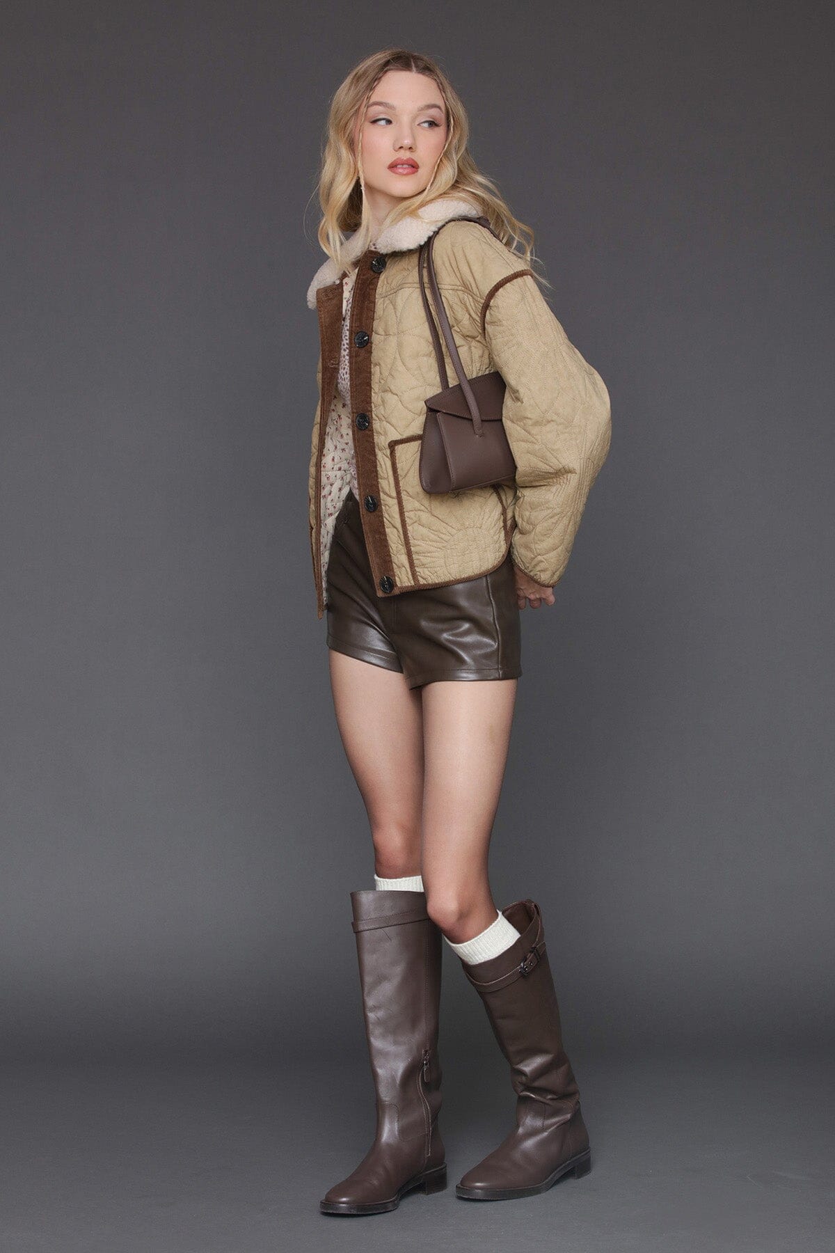Contrast trim quilted cotton khaki button front jacket with drop shoulders and patch pockets - Cute women's jackets by Avec Les Filles