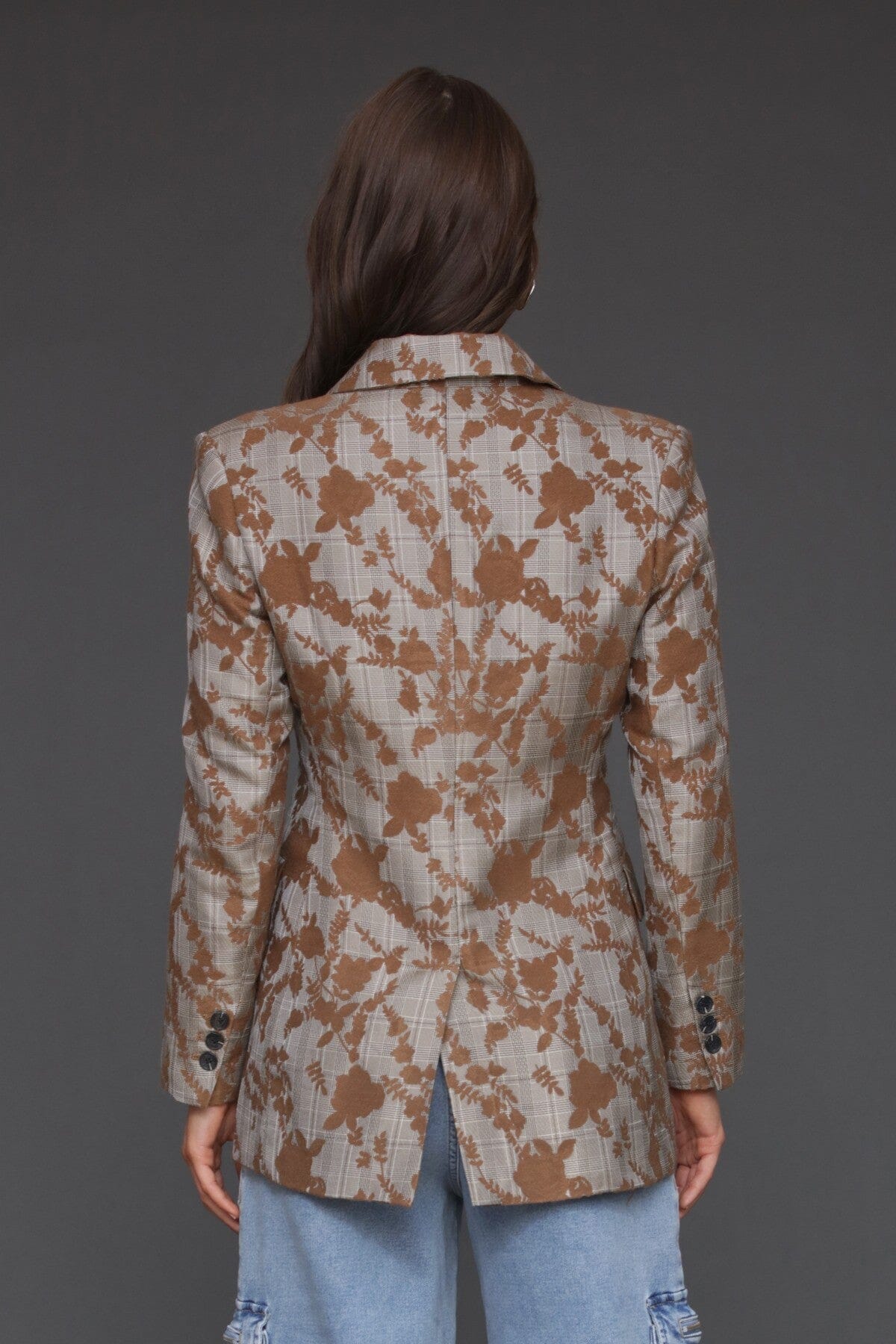 Floral brown plaid jacquard hourglass double-breasted blazer with peak lapels and long sleeves - Cute women's blazers jackets by Avec Les Filles