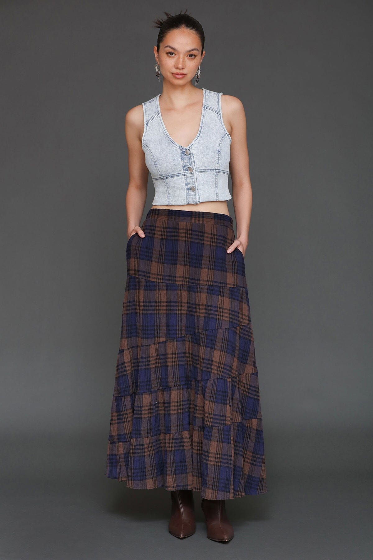 Plaid three-tiered brown multicolor maxi skirt made from 100% cotton with a hidden elastic waistband – Cute women’s maxi skirt by Avec Les Filles