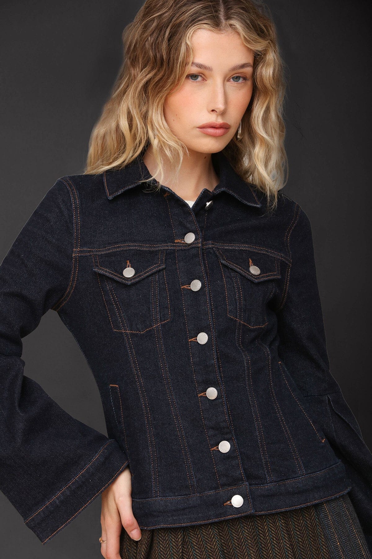Lantern sleeve denim deep indigo jacket with point collar, button-front and long flared sleeves - Cute women's jackets by Avec Les Filles
