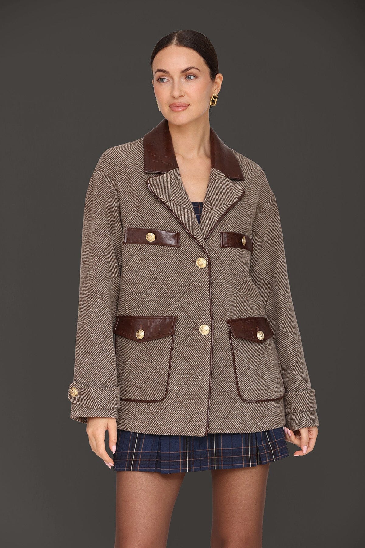 Contrast trim basketweave brown buttons- front blazer with patch pockets
and drop-shoulders - Cute women's blazers by Avec Les Filles