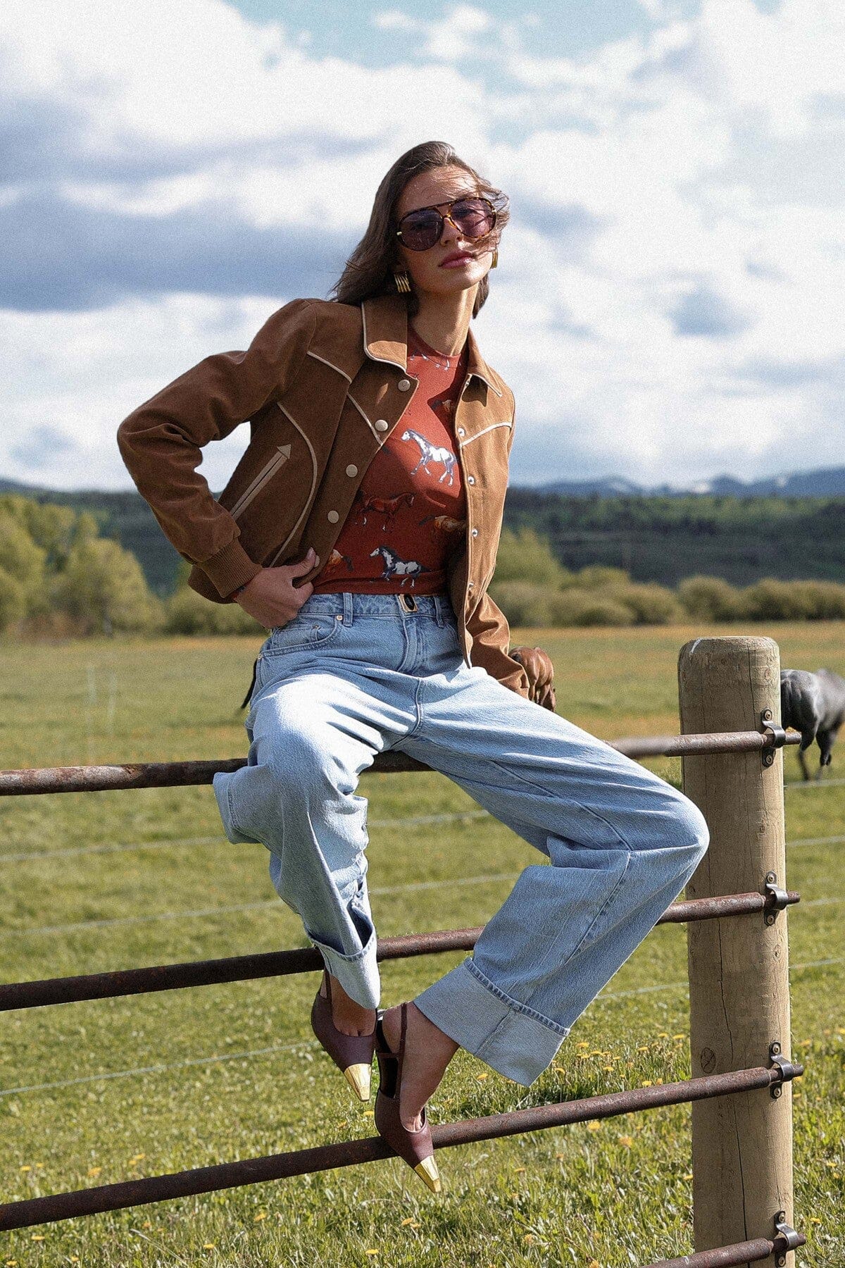 Western faux suede snap-front brown bomber jacket with point collar, ribbed hem and cuffs - Cute women's jackets by Avec Les Filles