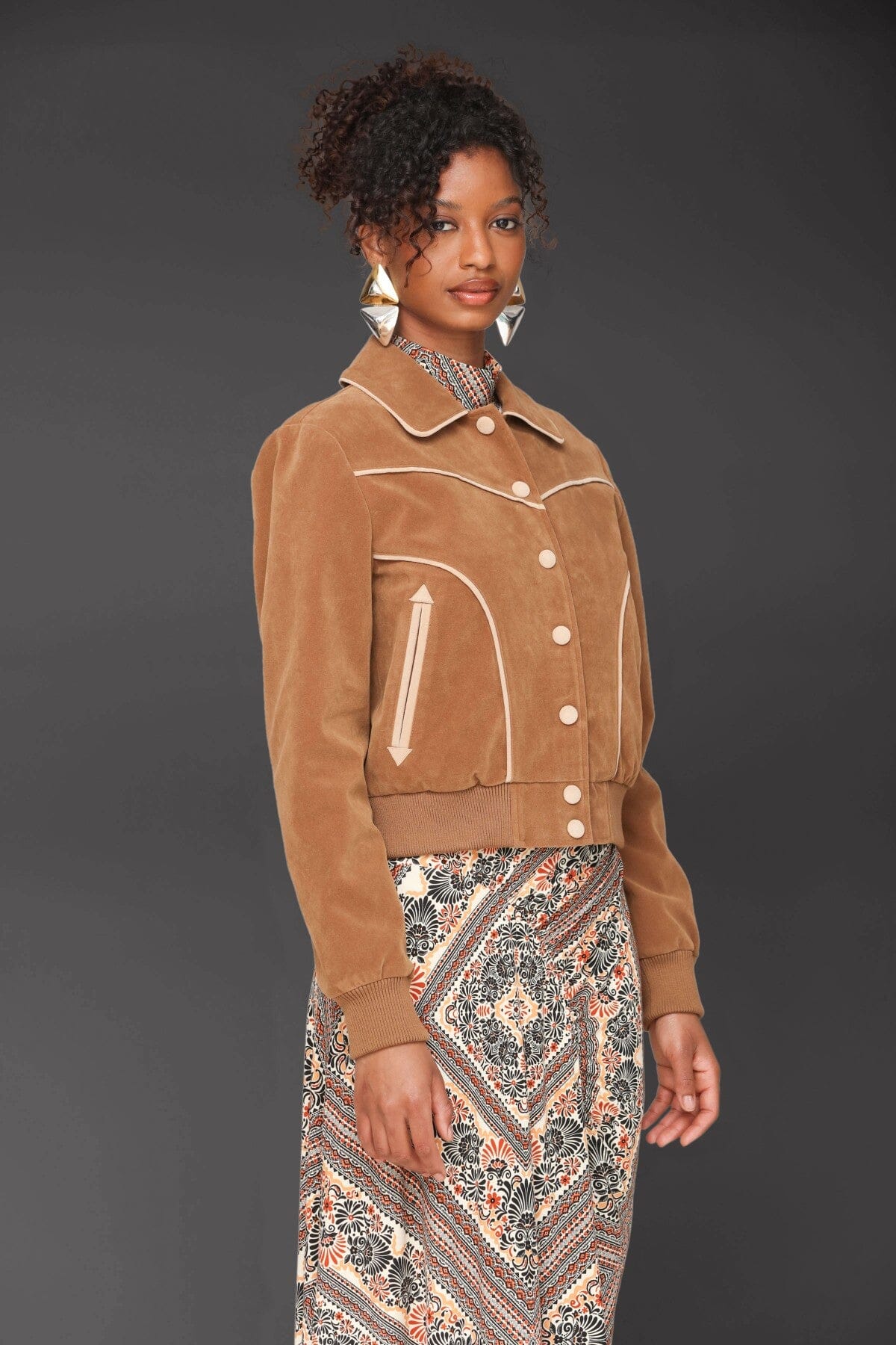 Western faux suede snap-front brown bomber jacket with point collar, ribbed hem and cuffs - Cute women's jackets by Avec Les Filles