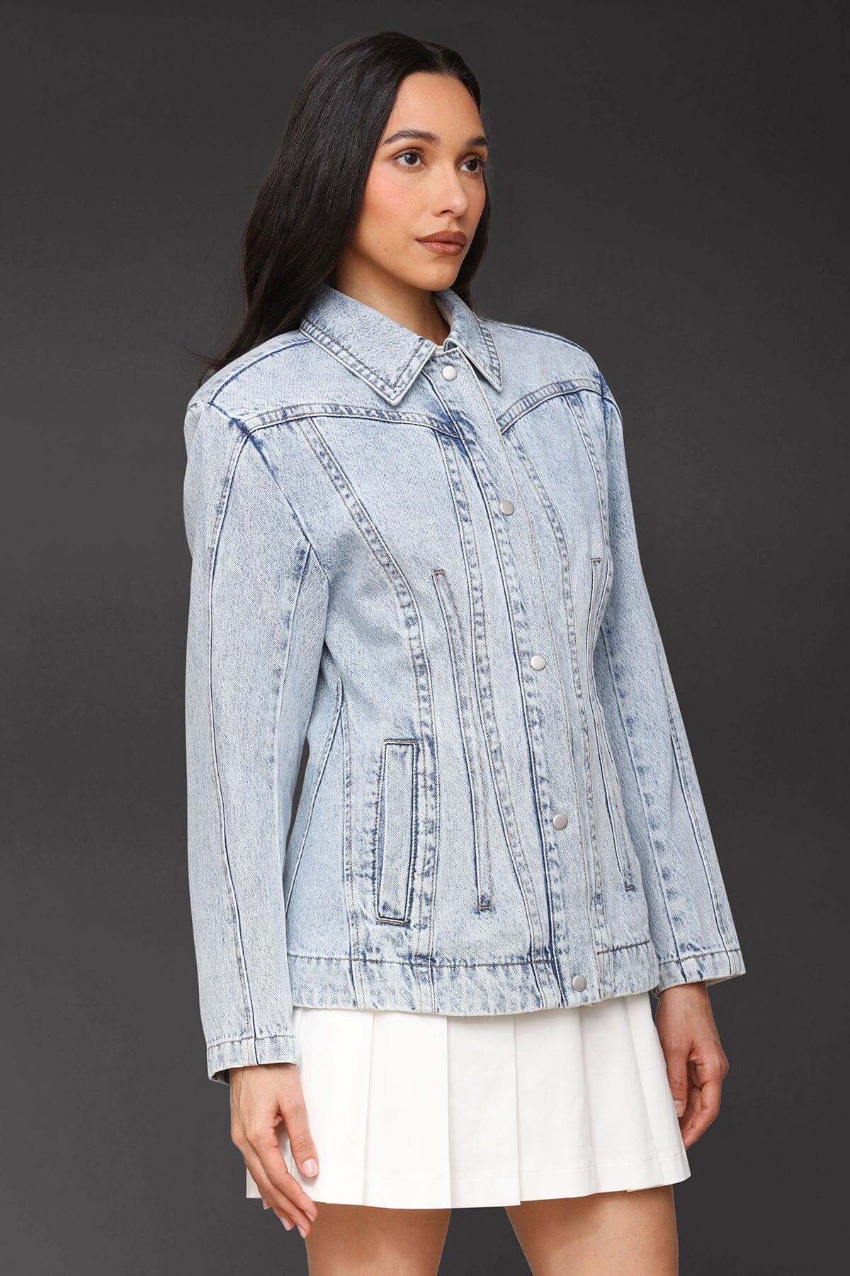 Hourglass tailored light blue denim button front jacket made of 100% cotton with shoulder pads and long sleeves - Cute women's denim jackets by Avec Les Filles