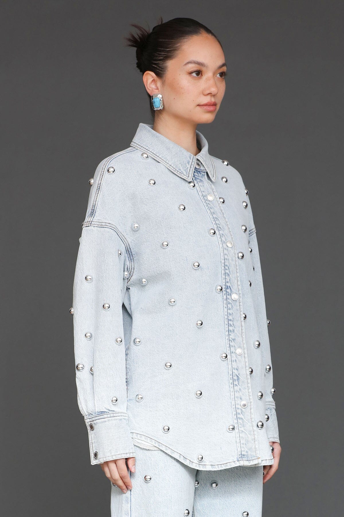 Studded light blue cotton denim oversized shirt jacket with long sleeves and drop shoulders - Cute women's shirt jackets by Avec Les Filles