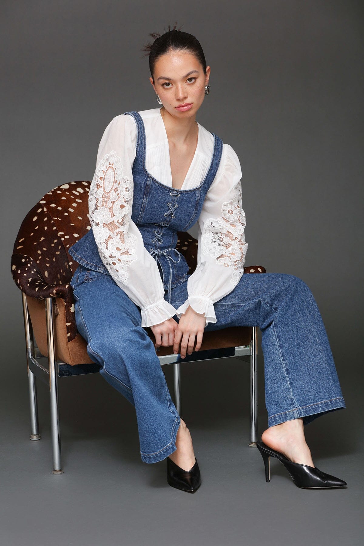 Patch pocket wide leg cotton blue flared jeans - Cute women's jeans by Avec Les Filles
