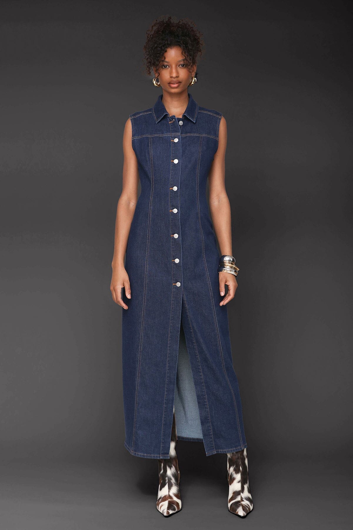 Royal indigo wash sleeveless denim maxi dress with button front and pointed shirt collar - Cute women's maxi dresses by Avec Les Filles