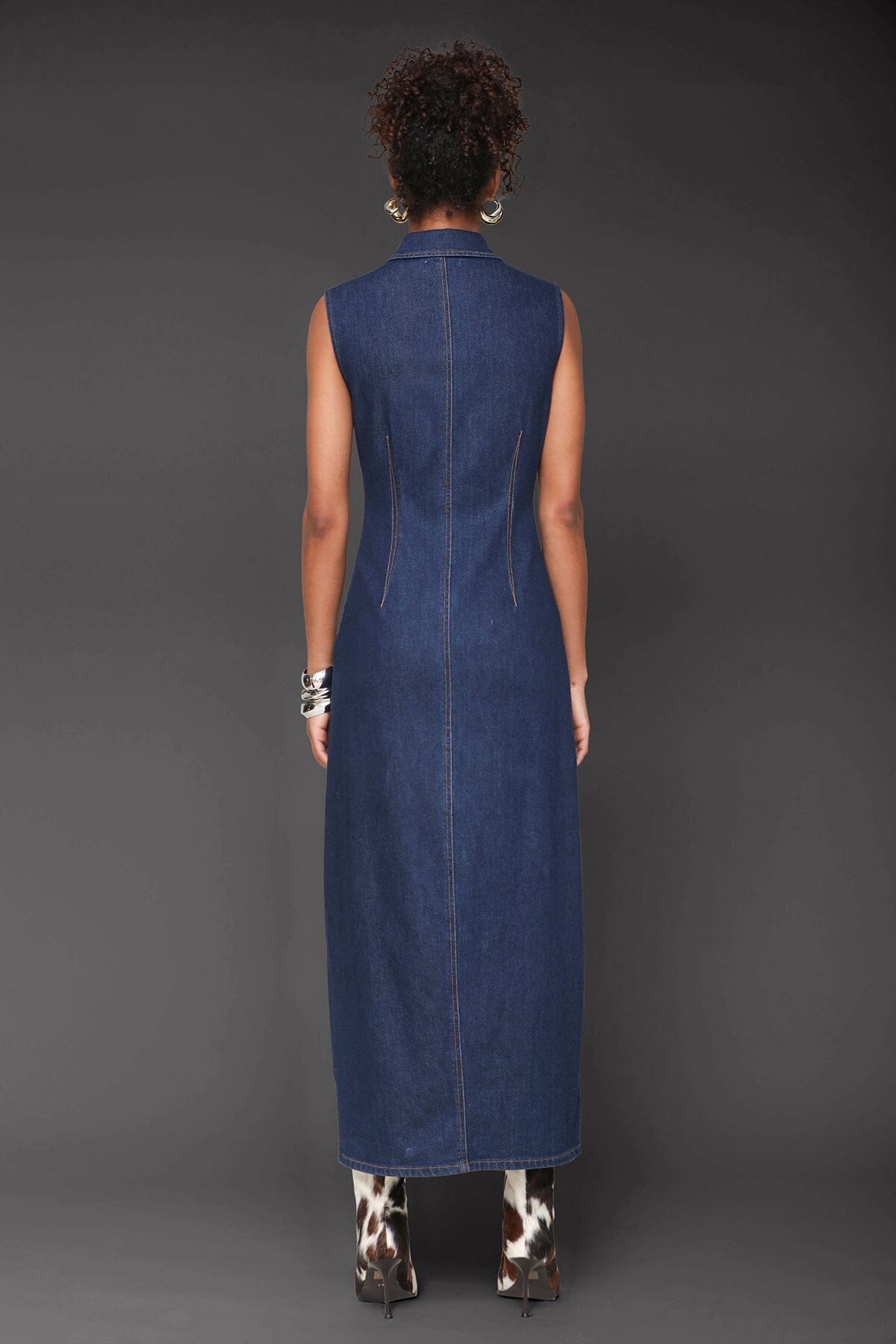 Royal indigo wash sleeveless denim maxi dress with button front and pointed shirt collar - Cute women's maxi dresses by Avec Les Filles