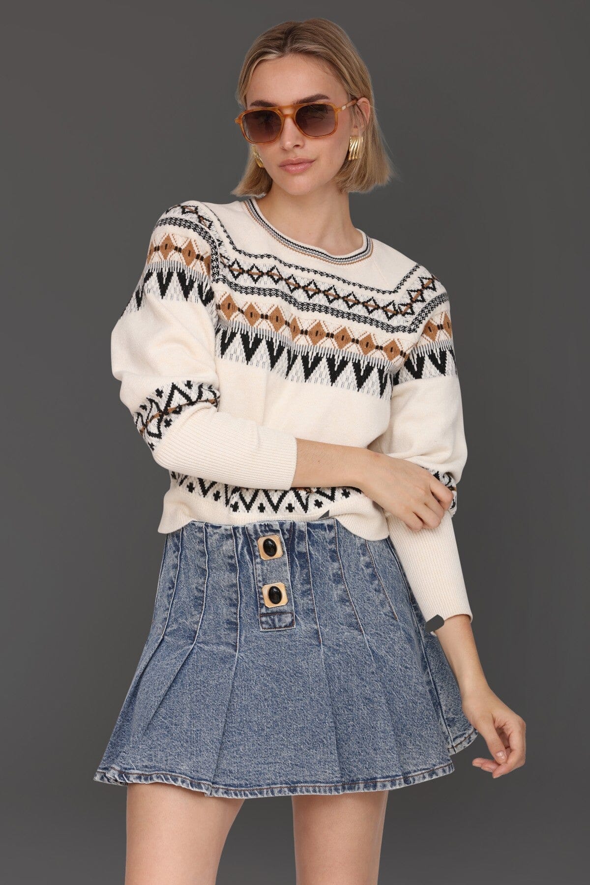 Fair isle jacquard pattern long puff sleeve ivory sweater with crew neckline - Cute women's sweater by Avec Les Filles
