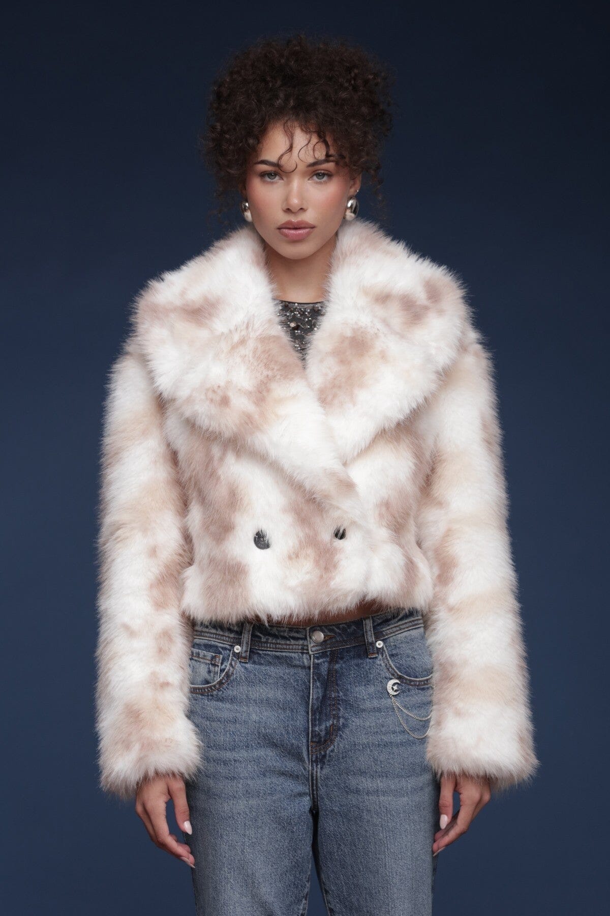 Marbled faux fur cropped double-breasted button front cream-tan coat with oversized notched collar and side pockets - Cute women's coats by Avec Les Filles