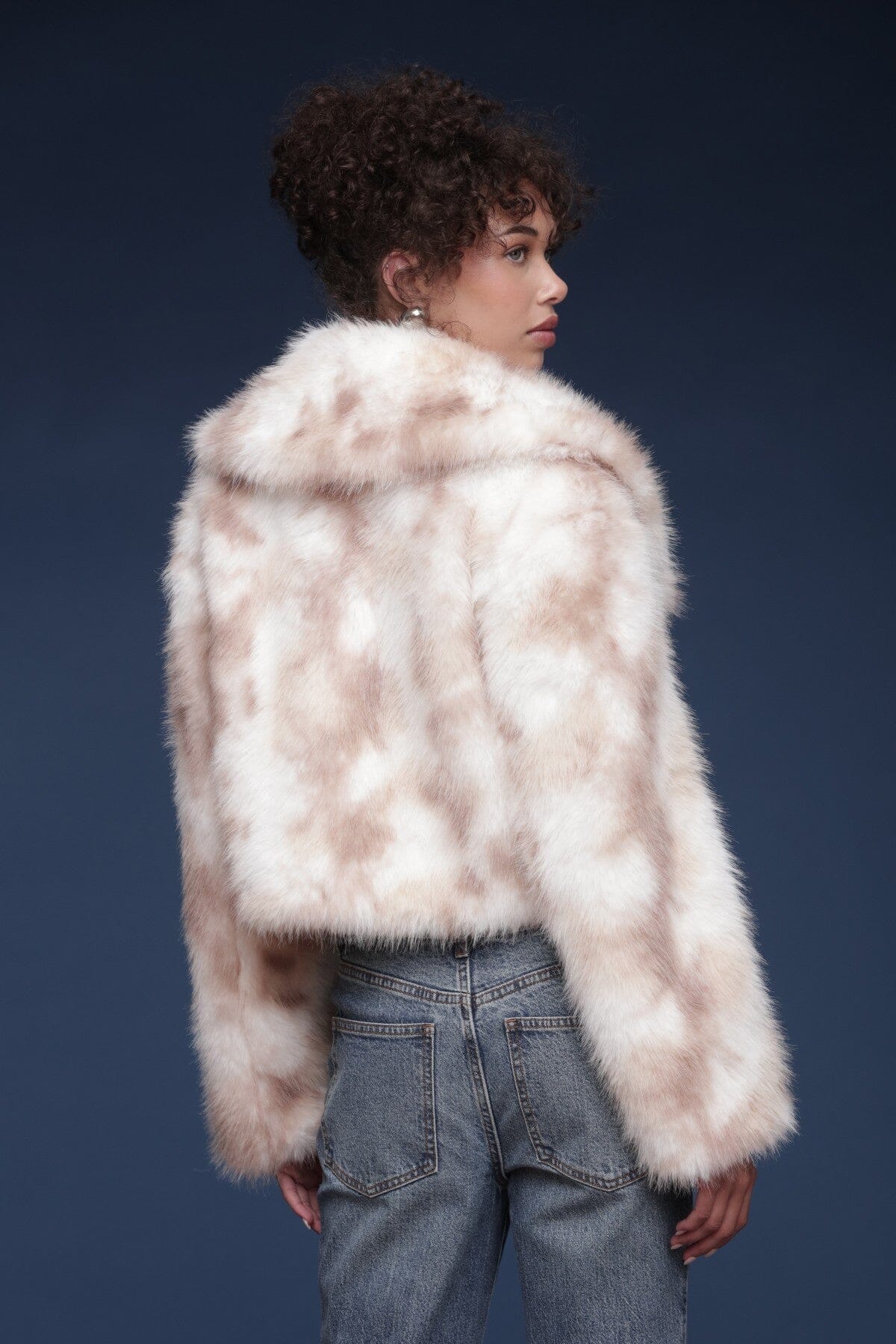 Marbled faux fur cropped double-breasted button front cream-tan coat with oversized notched collar and side pockets - Cute women's coats by Avec Les Filles