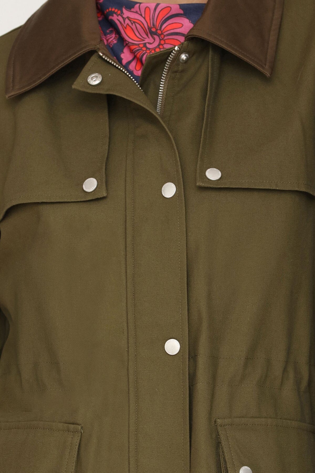 Strong shoulder cotton utility snap-front green jacket with a contrast collar and detachable storm flap - Cute women's jackets by Avec Les Filles