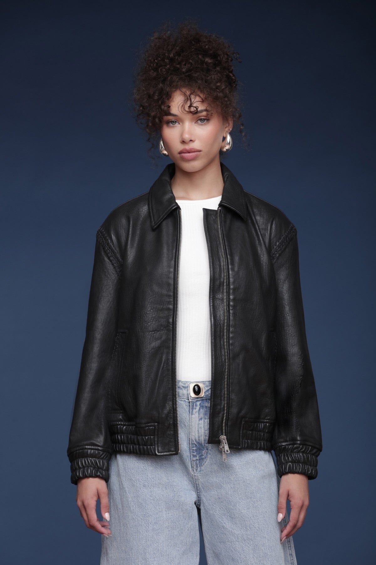 Genuine leather aviator black bomber jacket with point collar and zip-front closure - Shop designer jackets by Avec Les Filles