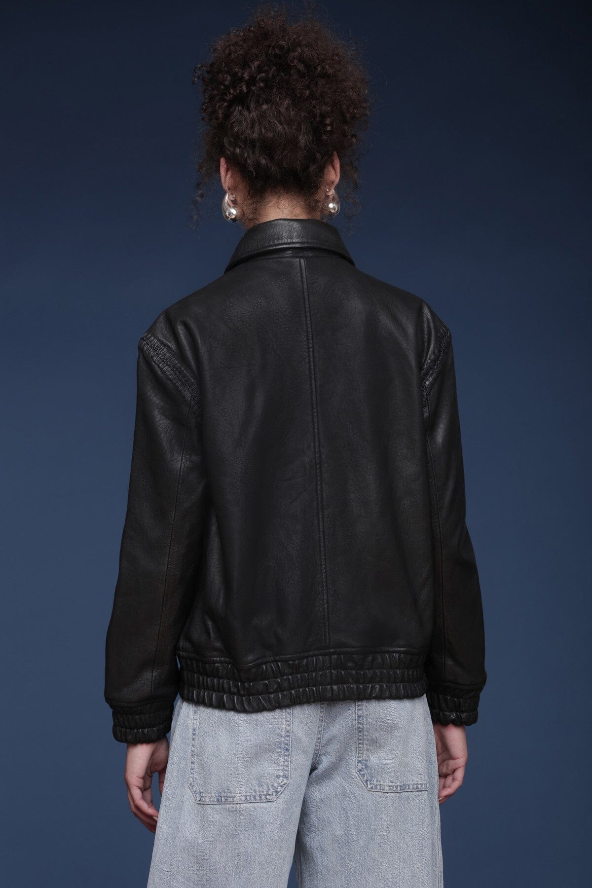 Genuine leather aviator black bomber jacket with point collar and zip-front closure - Shop designer jackets by Avec Les Filles