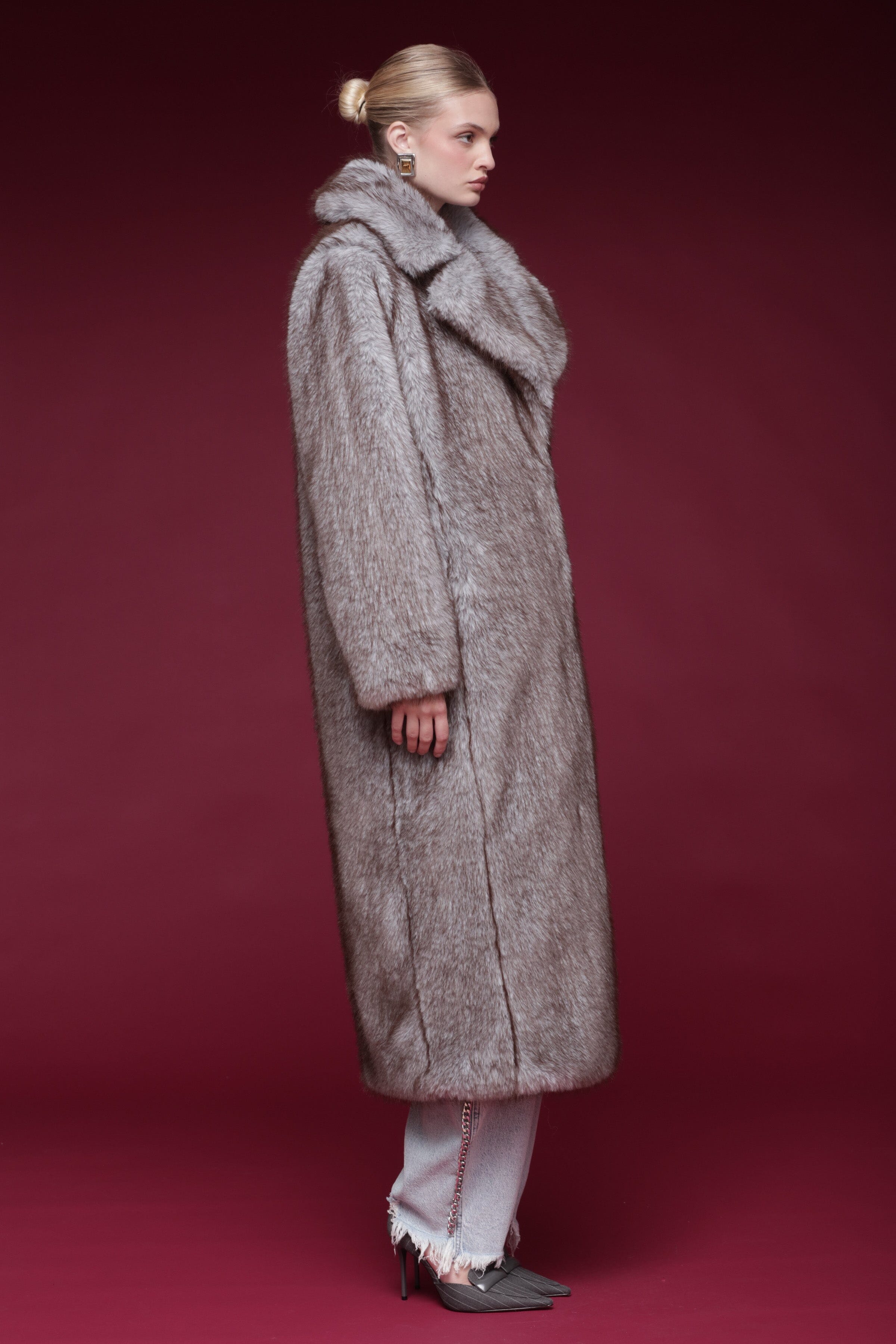 Grey faux fur maxi coat with a wide notched collar, hook-and-eye closure, and side pockets - Shop designer women’s long maxi coats by Avec Les Filles