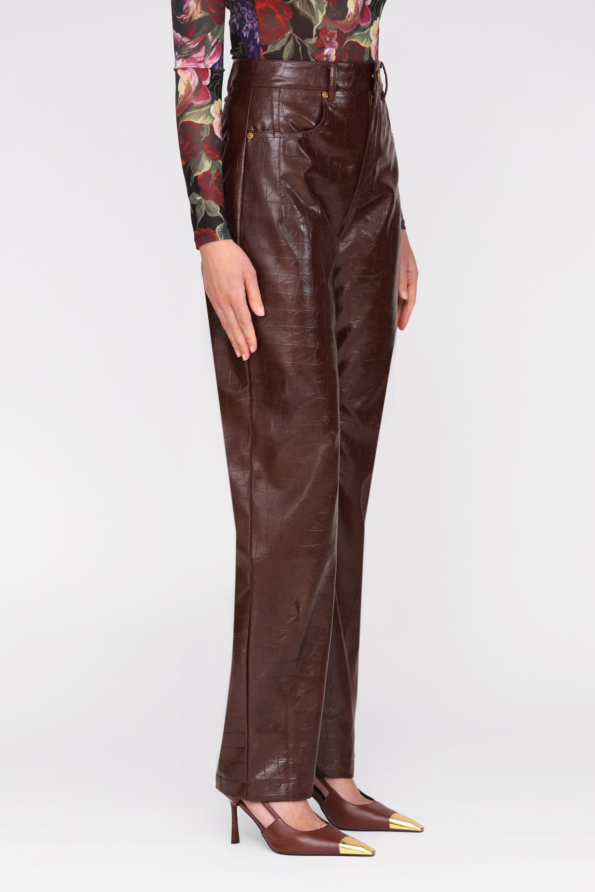 Croc-Embossed Faux Leather Mid-Rise Barrel-Leg Pants Pants Avec Les Filles