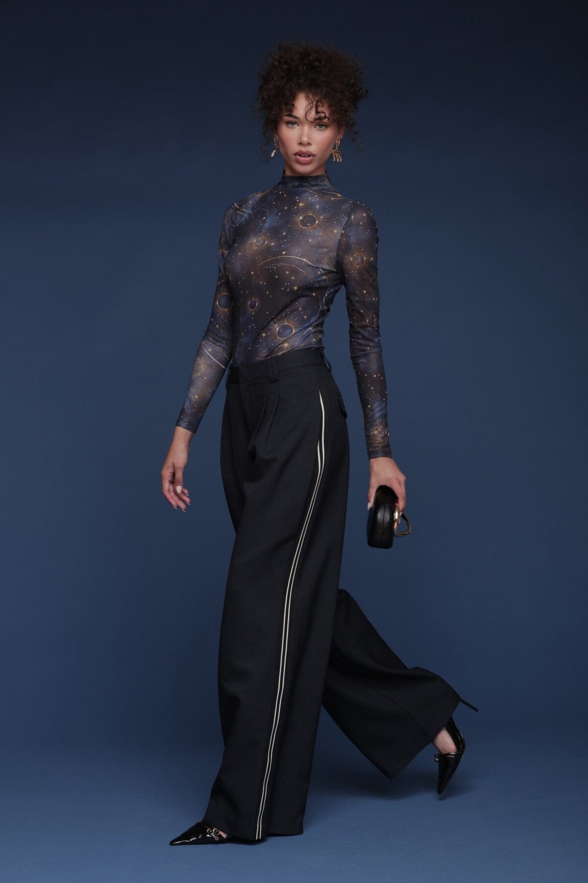 Side stripe wide-leg high-rise navy trouser pant with side slit pockets and front pleats - Cute women's trousers by Avec Les Filles