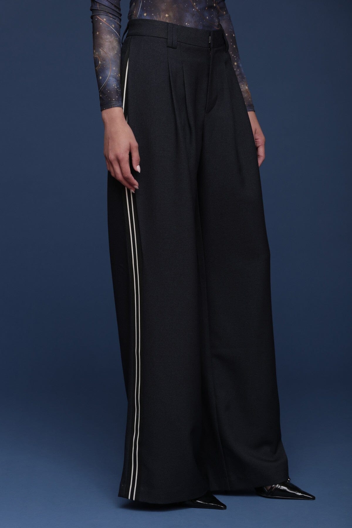 Side stripe wide-leg high-rise navy trouser pant with side slit pockets and front pleats - Cute women's trousers by Avec Les Filles