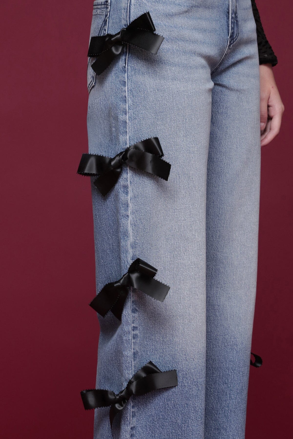 Bow trim wide-leg cotton-blend blue jeans with a high-rise waist and classic five-pocket design - Shop designer women's jeans by Avec Les Filles