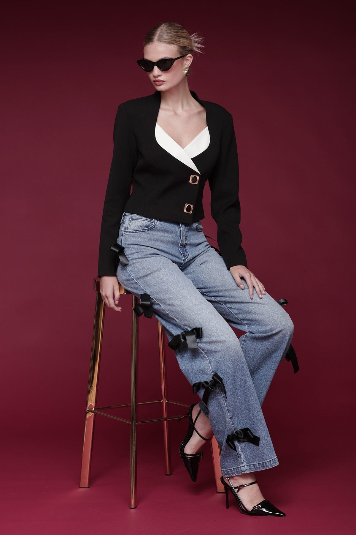 Contrast lapel novelty button-front oversized black and white cropped blazer with long sleeves - Shop designer women's blazers by Avec Les Filles