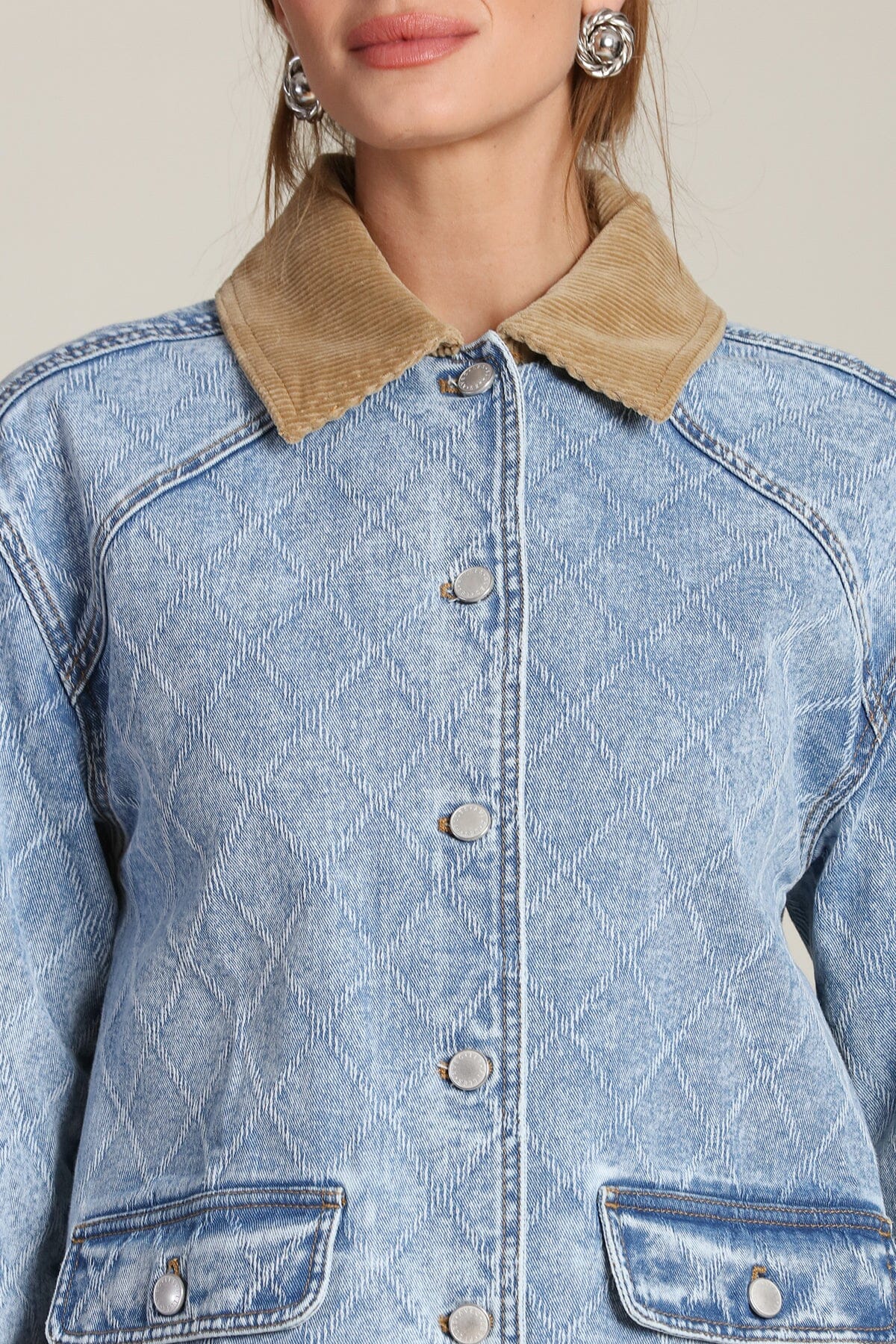 Diamond quilted cotton blend denim button-front barn blue jacket with long sleeves and dropped shoulders - Shop designer women's denim jackets by Avec Les Filles
