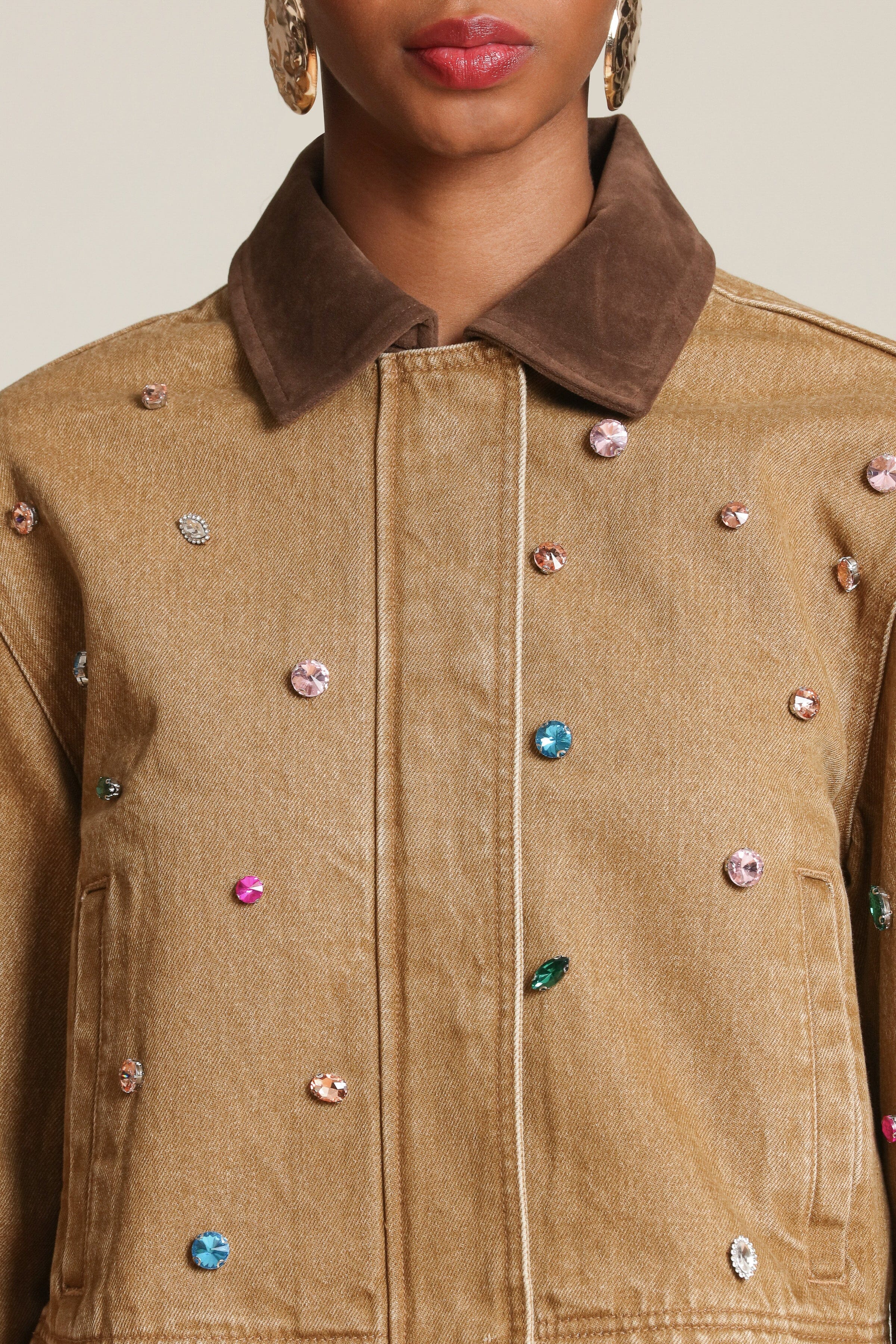 Bejeweled cropped camel jacket in 100% cotton with long sleeves and faux suede collar - Shop designer women's jackets by Avec Les Filles