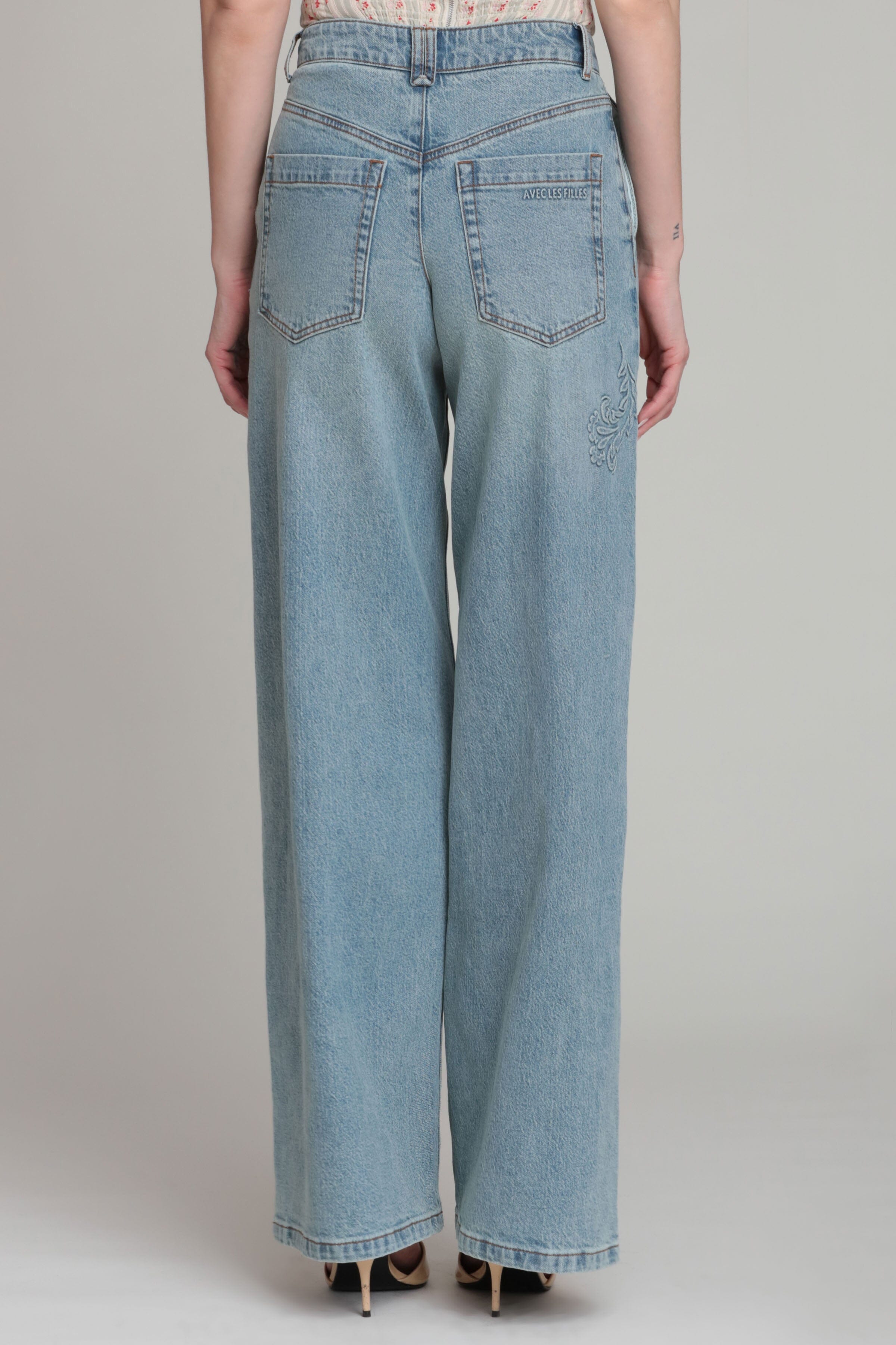 Blue denim wide leg jeans in cotton blend with high-rise waist - Shop high rise wide leg jeans womens by Avec Les Filles