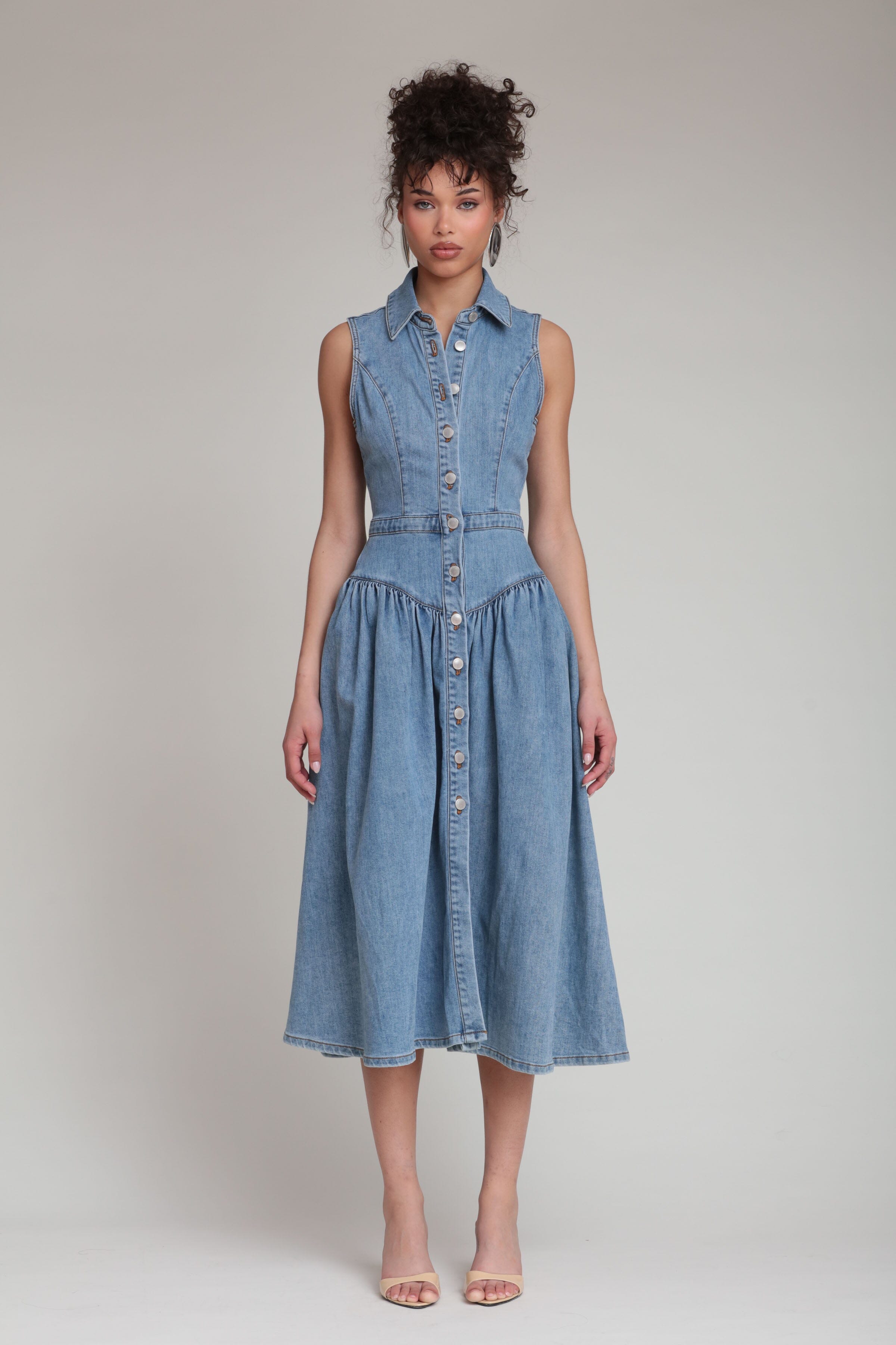 Drop waist blue sleeveless denim midi shirtdress with button-front - Shop cute midi dresses by Avec Les Filles