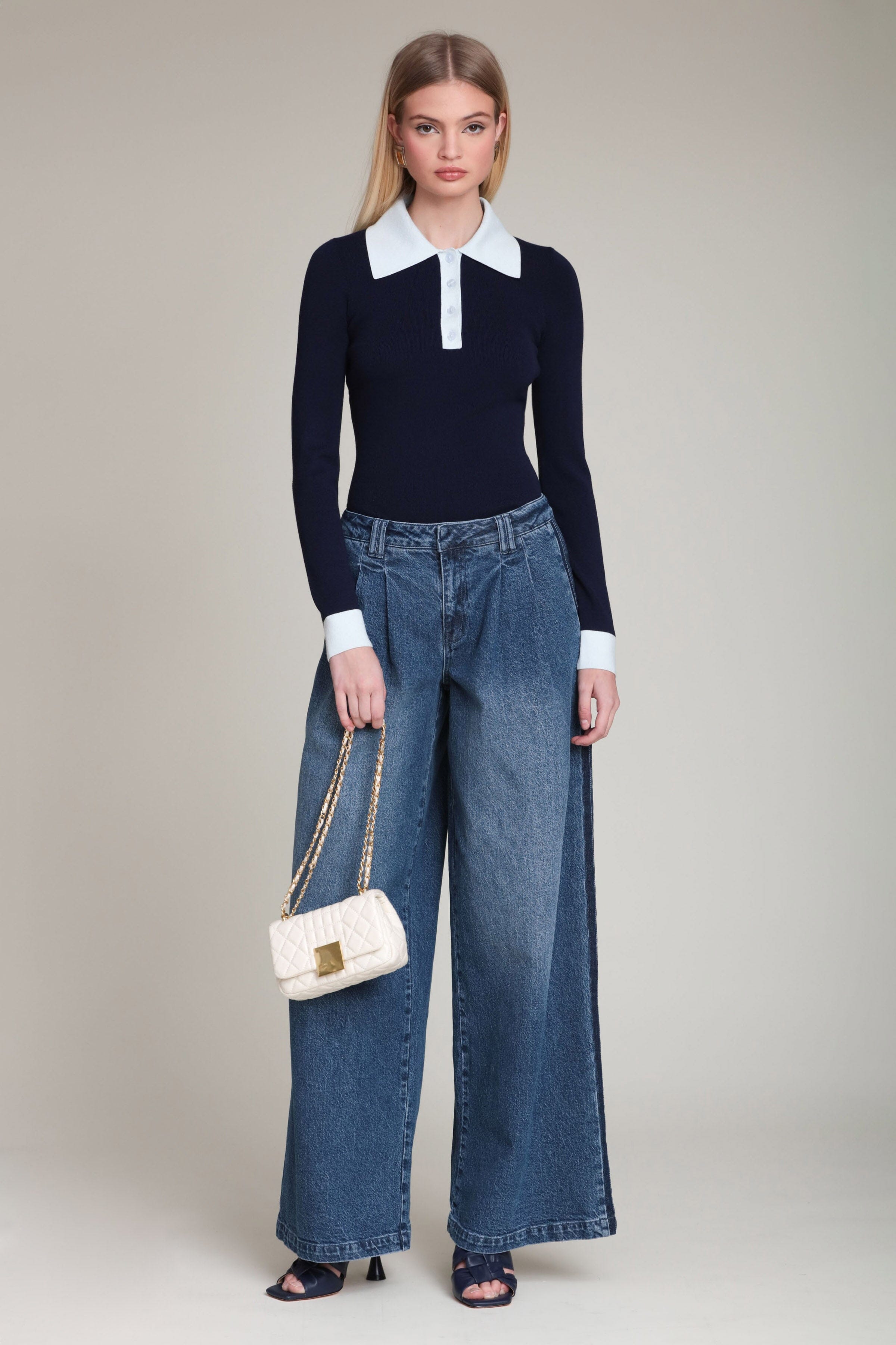 Navy blue sweater with long sleeves and V neckline - Shop women's cute sweaters by Avec Les Filles