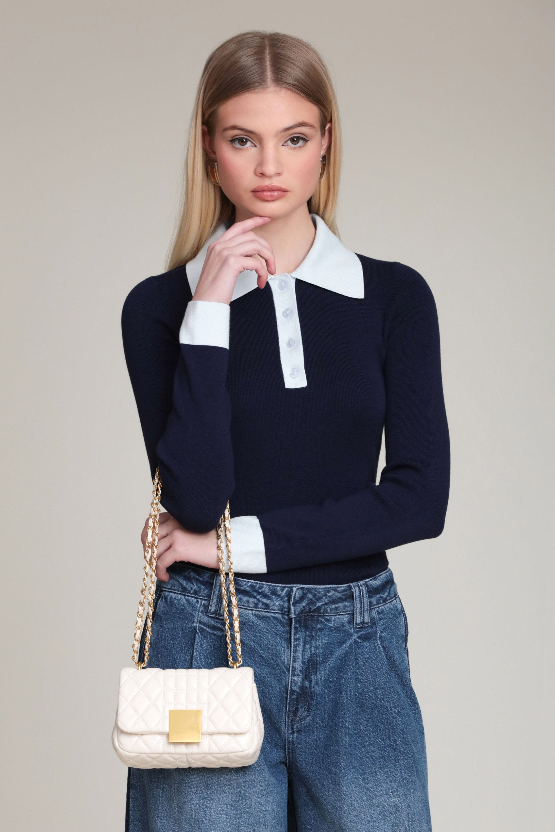 Contrast polo navy blue sweater with long sleeves and V neckline - Shop women's sweaters by Avec Les Filles