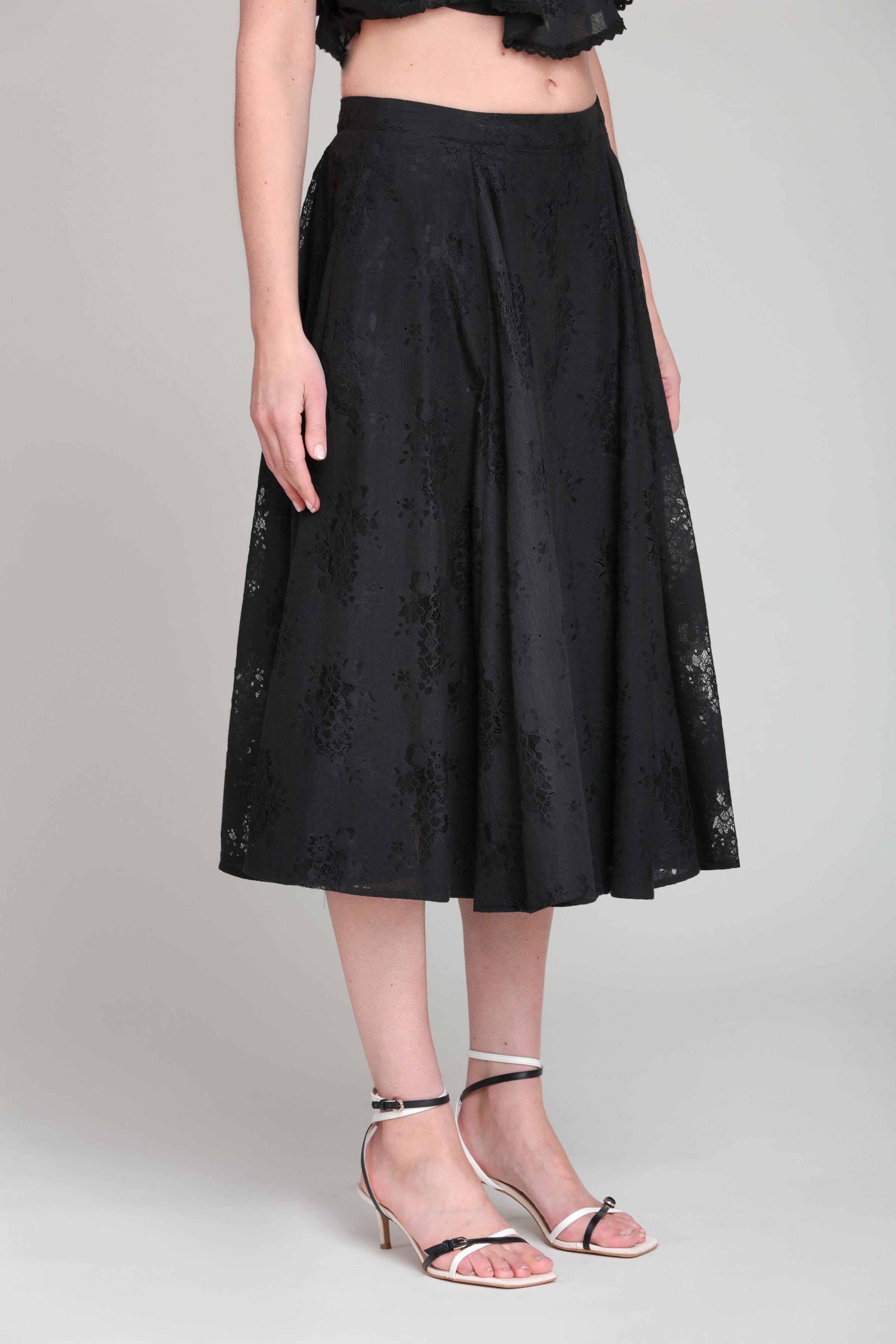 Cotton blend lace flared black midi skirt - Shop women's cute midi dresses by Avec Les Filles