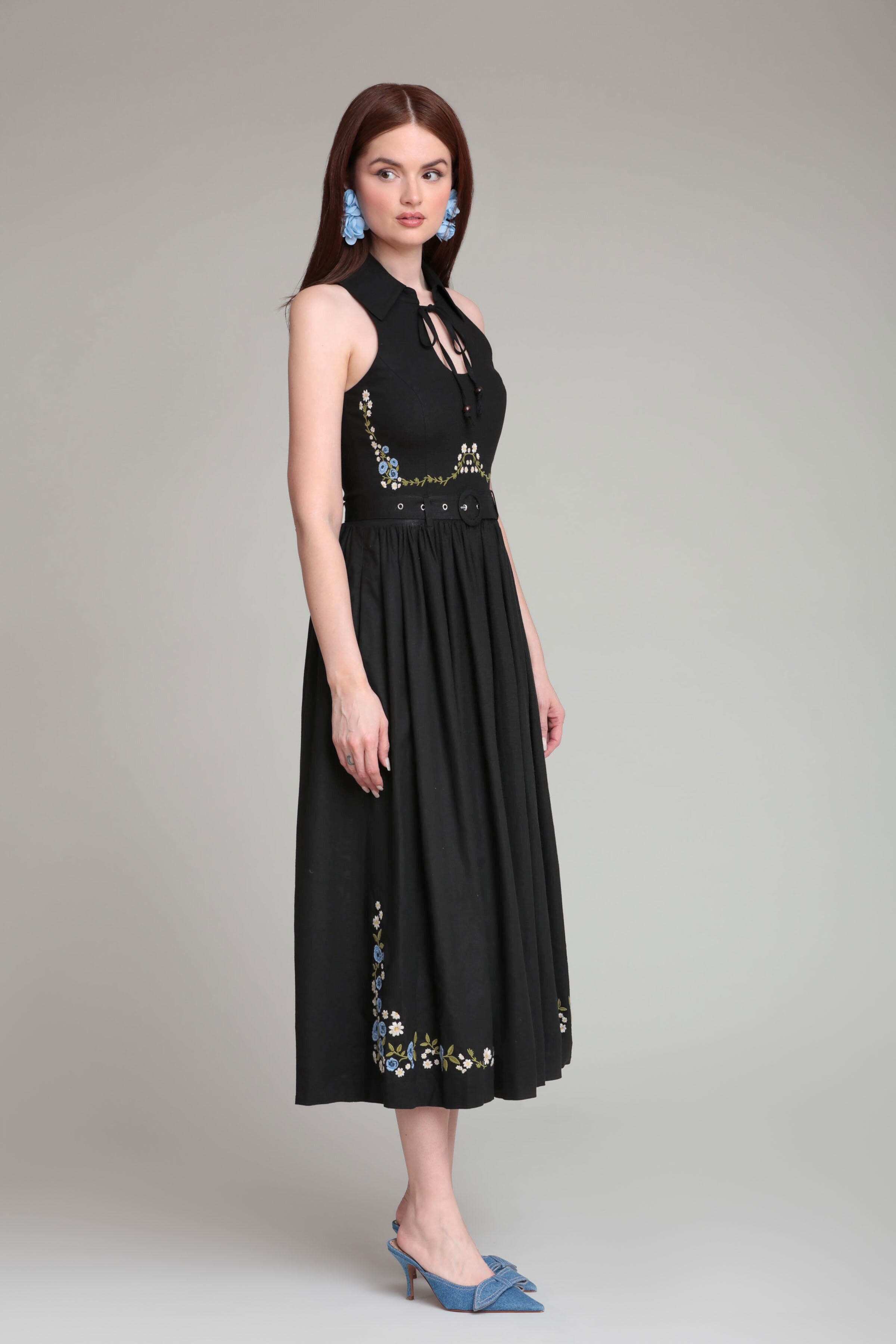 Embroidered black sleeveless midi dress with an adjustable tie - Shop women's cute midi dresses by Avec Les Filles