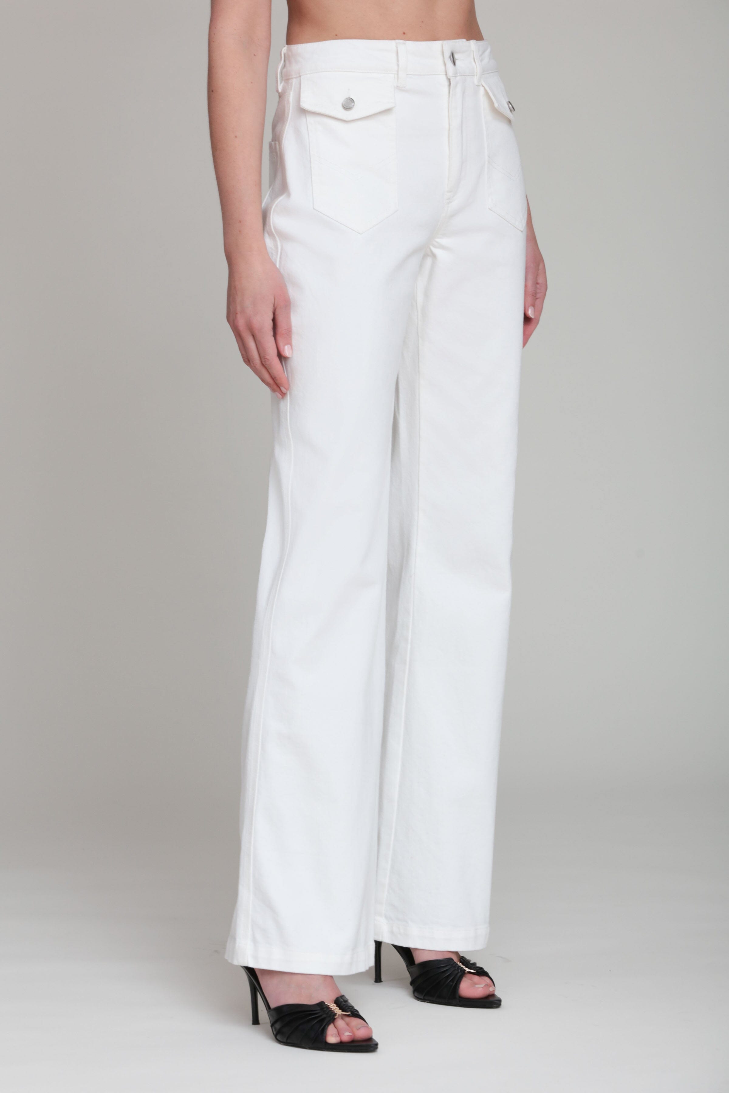 Cute denim white jeans in cotton blend - Shop womens high waisted flare jeans by Avec Les Filles