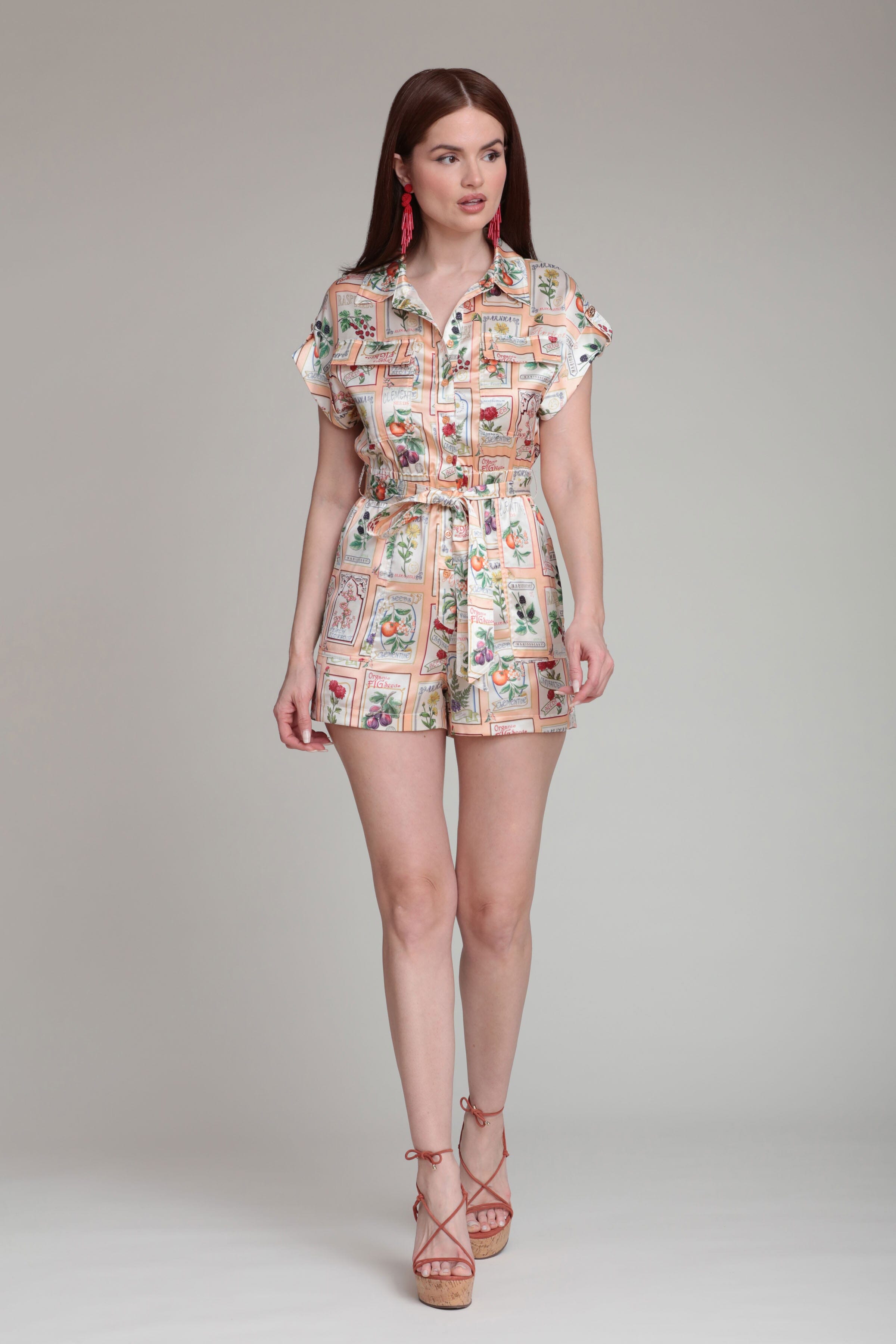 【みさみさ様】ameri MEDI COMFORTABLE ROMPERS Satin Fruit Belted Multicolor Floral Romper