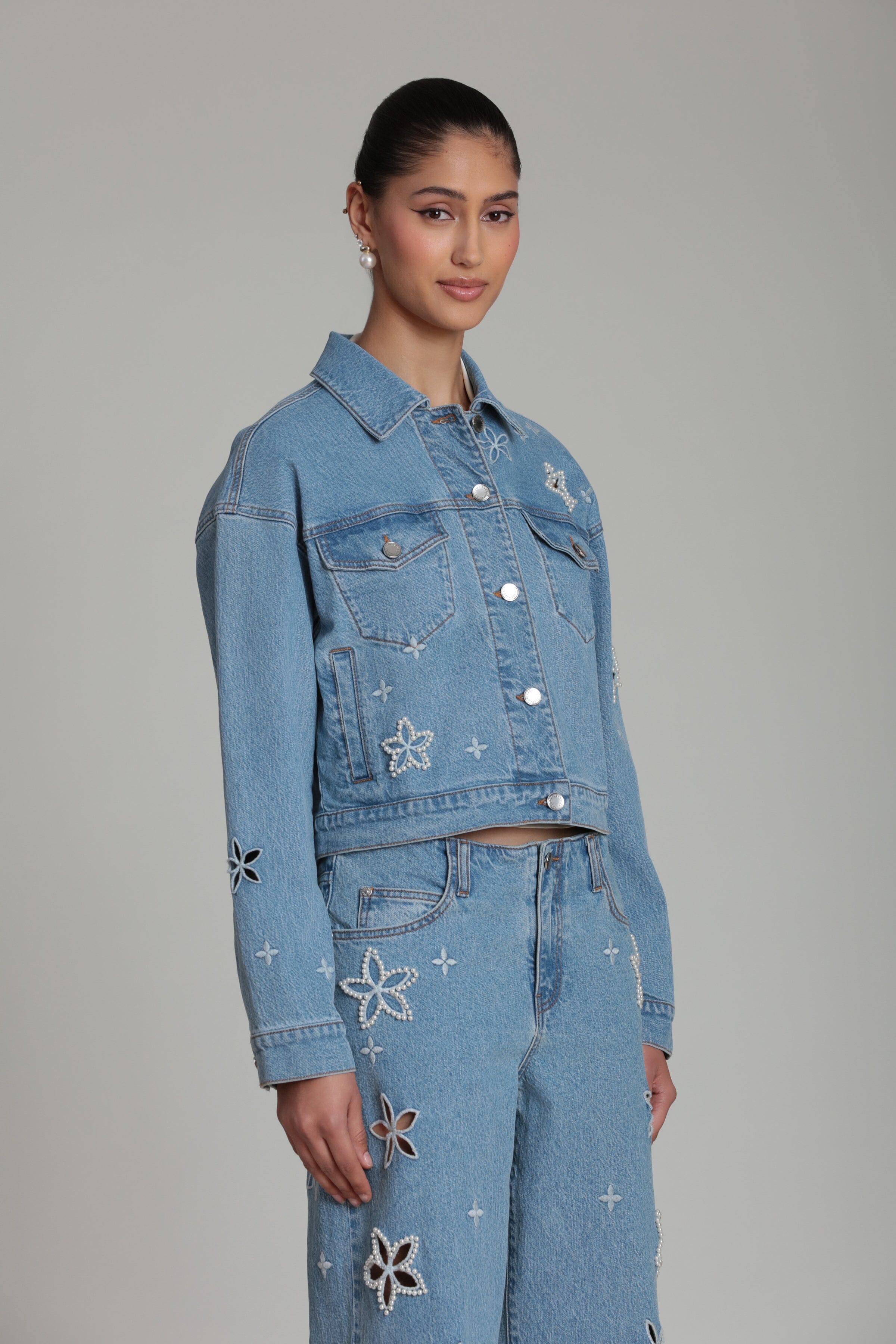 Trucker denim jacket with a front button and long sleeves - womens cropped denim jacket by Avec Les Filles.