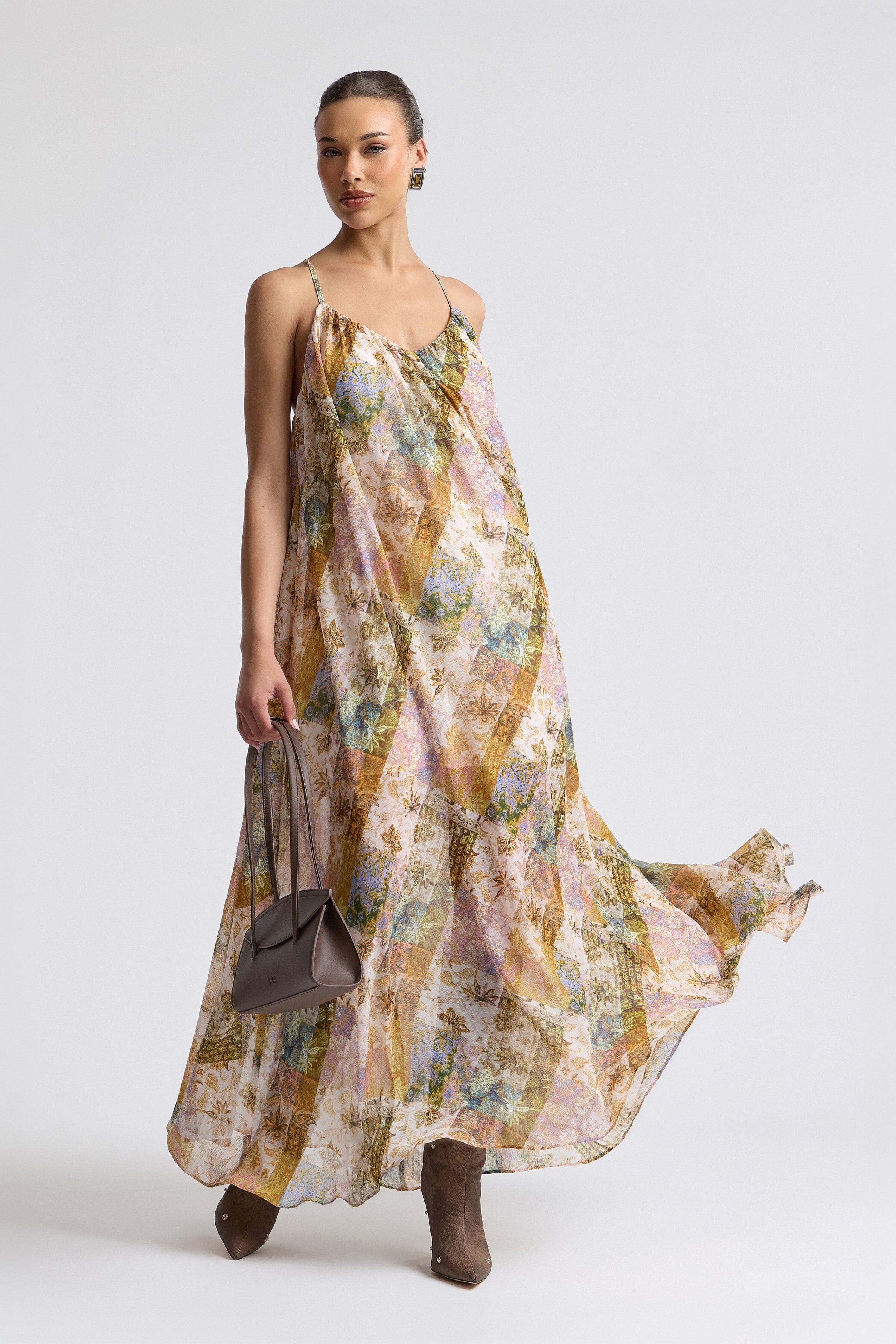 Outpost paisley summer flowy maxi dresses. Shop designer women's maxi dresses by Avec Les Filles.