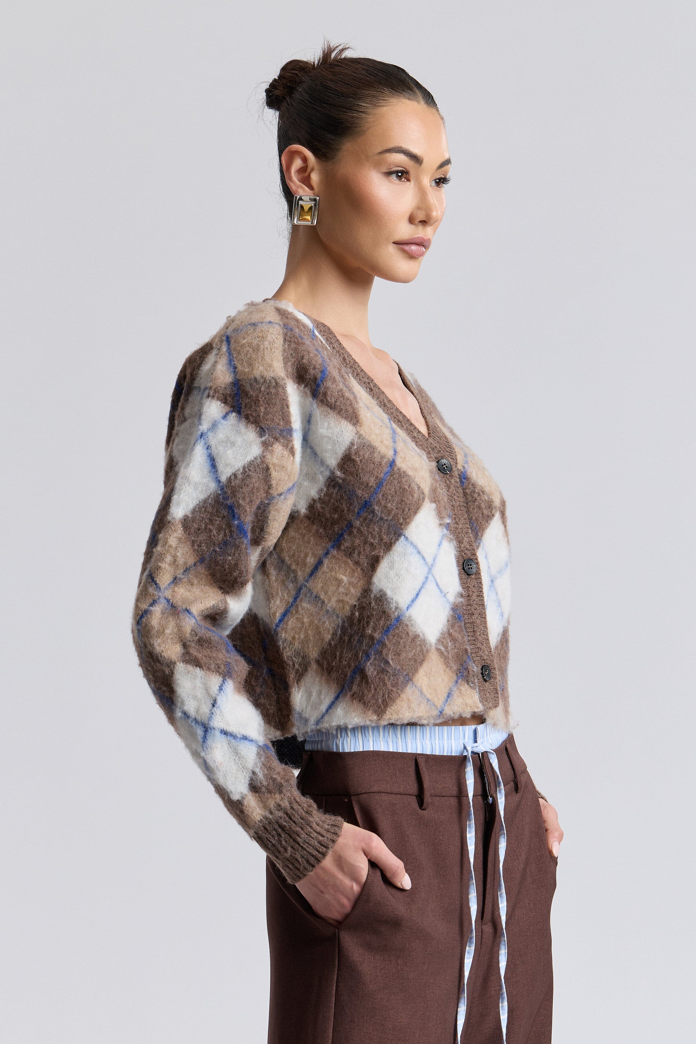 Jacquard argyle sweater brown with long balloon sleeves - Shop women's cute cropped cardigan by Avec Les Filles.