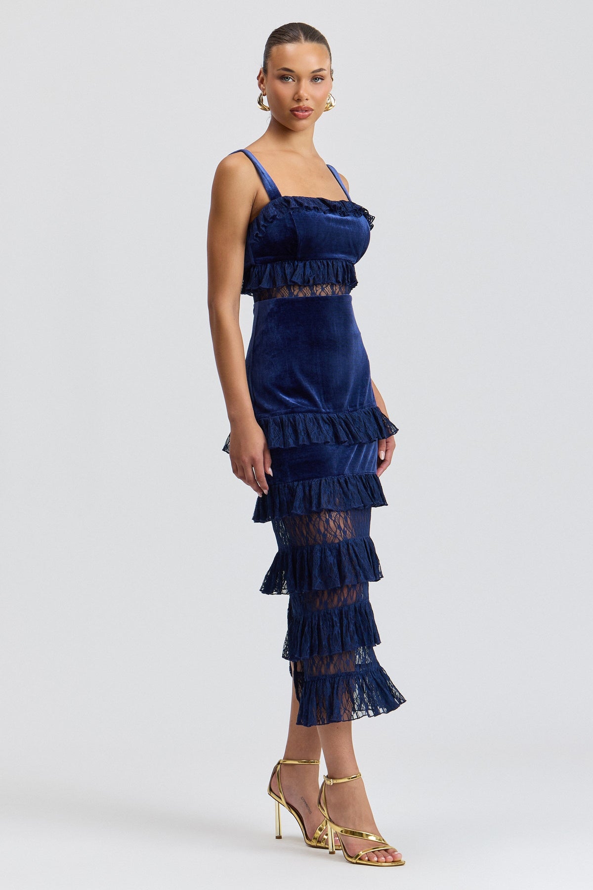 Deep navy velvet maxi dress with a square neck and wide straps. Shop women's maxi dresses by Avec Les Filles.