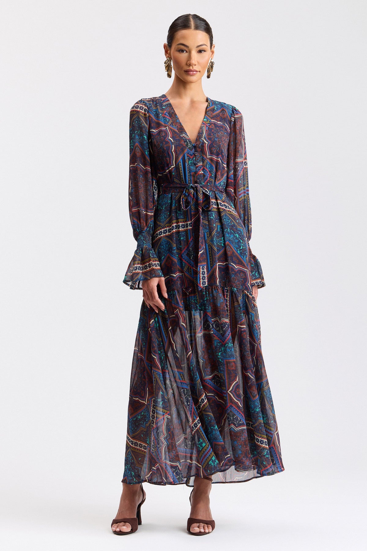 Printed Crinkle Chiffon Lace-Up Deep-V Maxi Dress Dresses Avec Les Filles