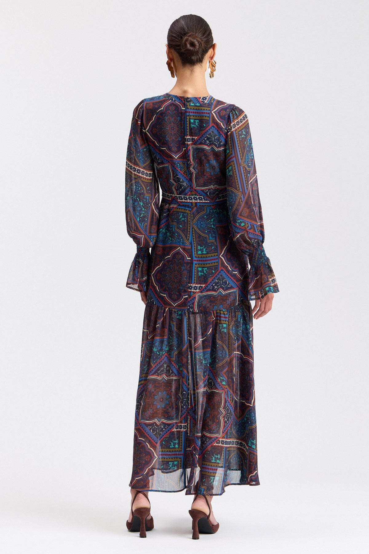 Lace-up multicolor chiffon print maxi dress - Shop designer women's cute maxi dresses by Avec Les Filles.